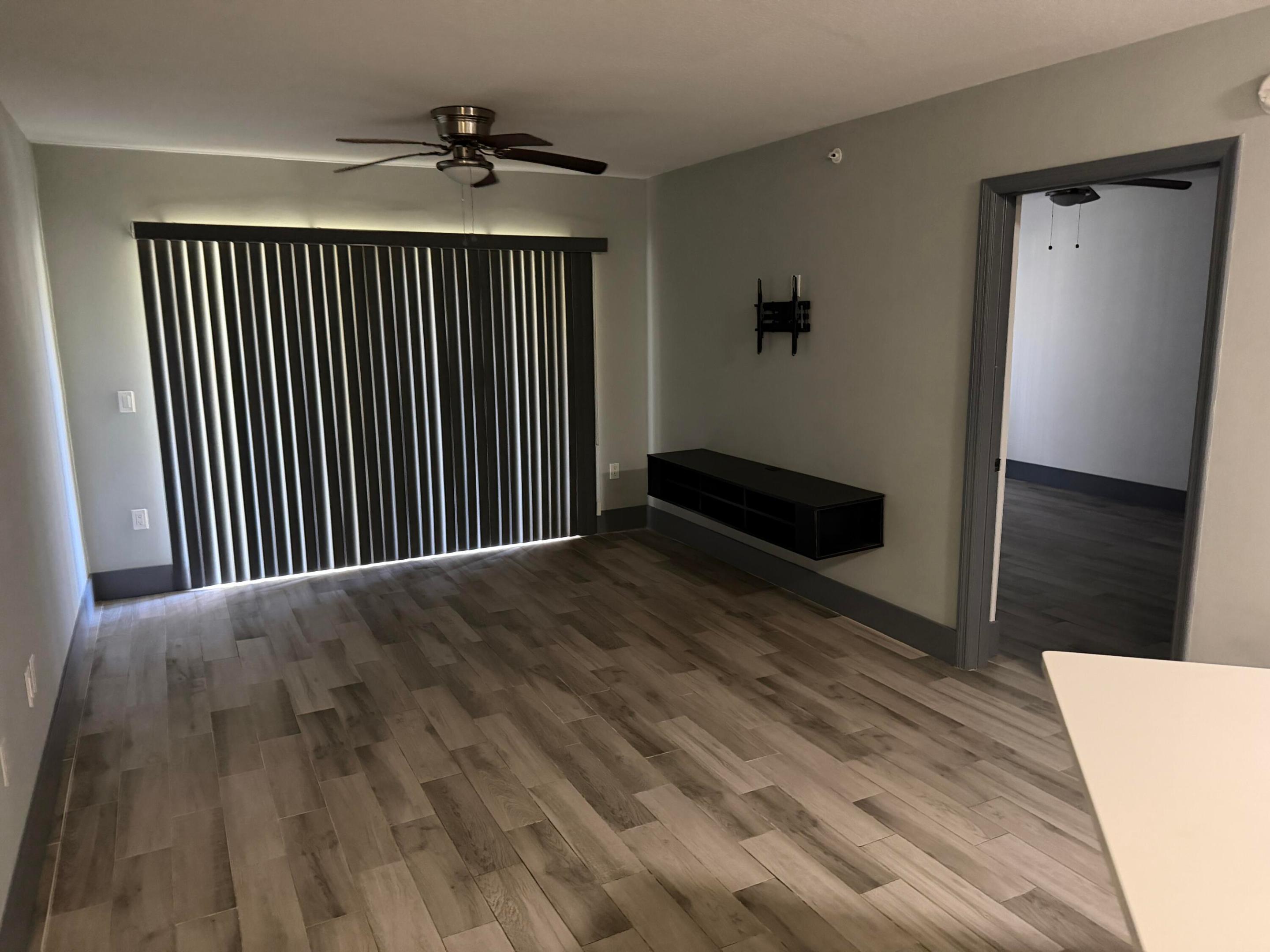 4211 San Marino Boulevard 105 Property Photo 13
