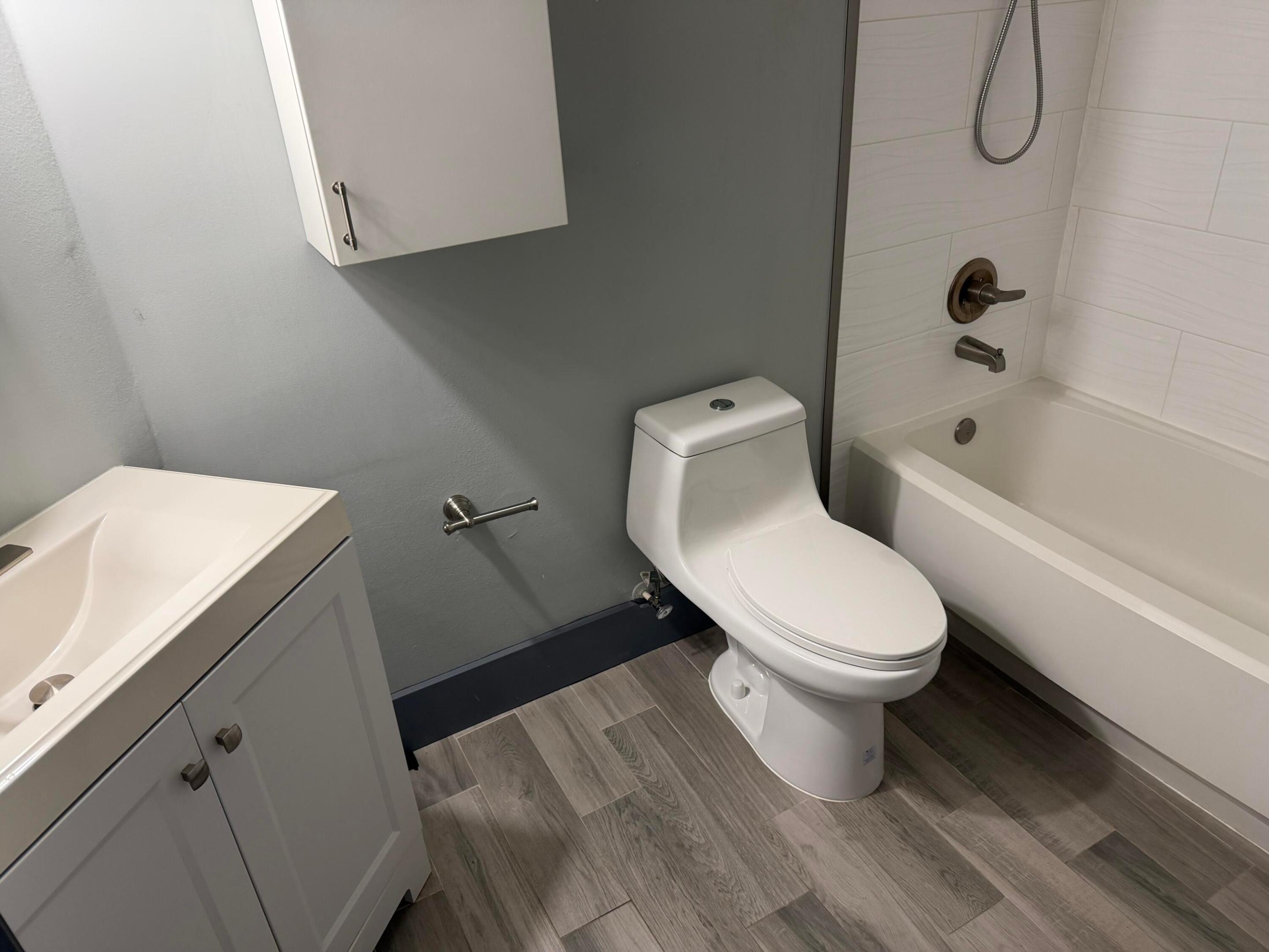 4211 San Marino Boulevard 105 Property Photo 27