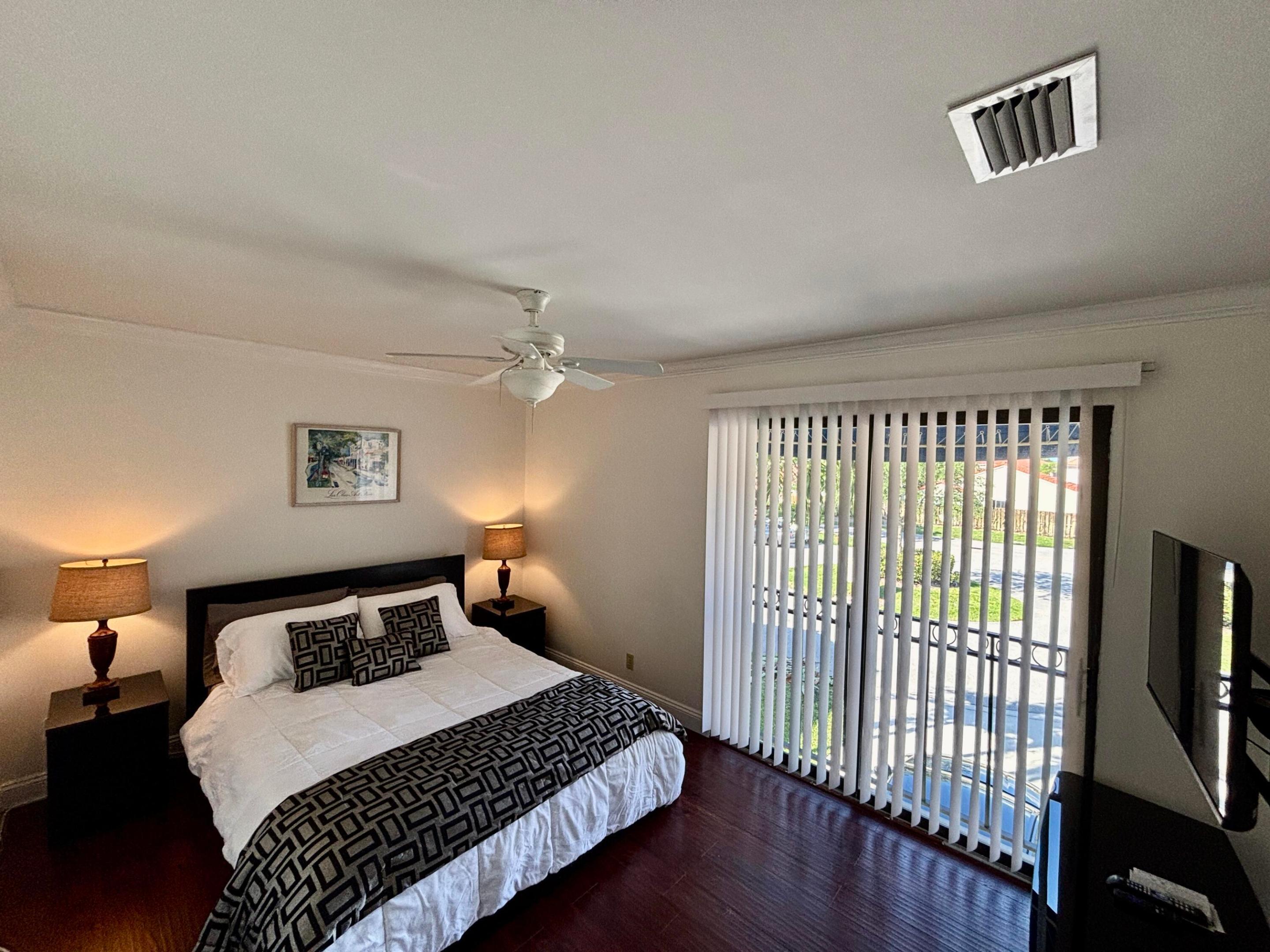 1760 Shoreside Circle Property Photo 16