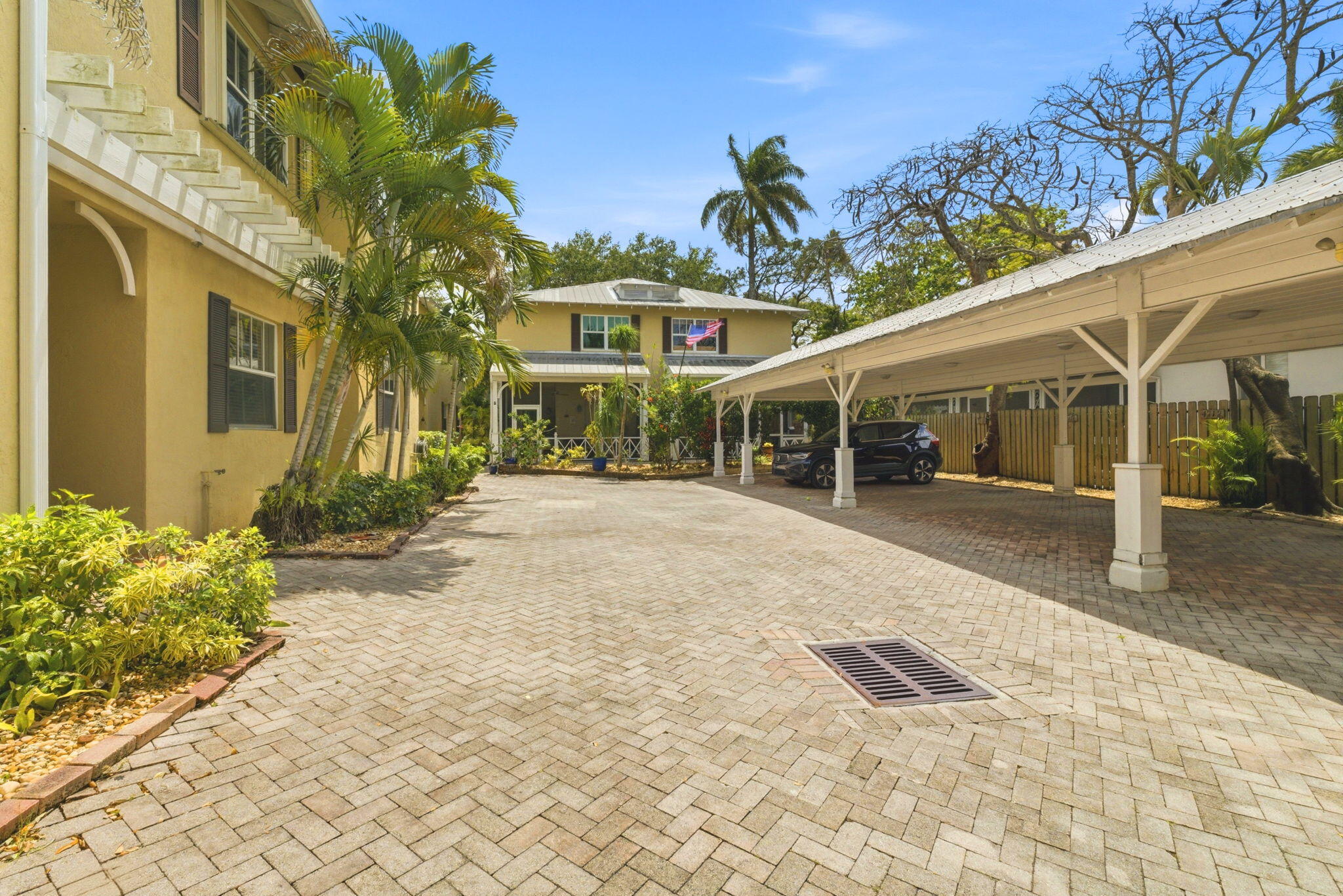 1220 W Las Olas Boulevard 1220 Property Photo 1