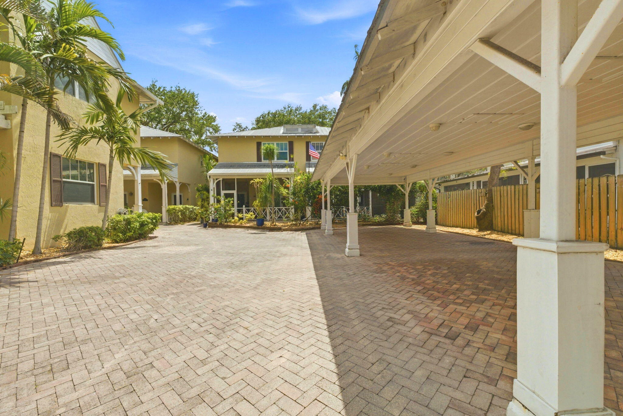 1220 W Las Olas Boulevard 1220 Property Photo 2