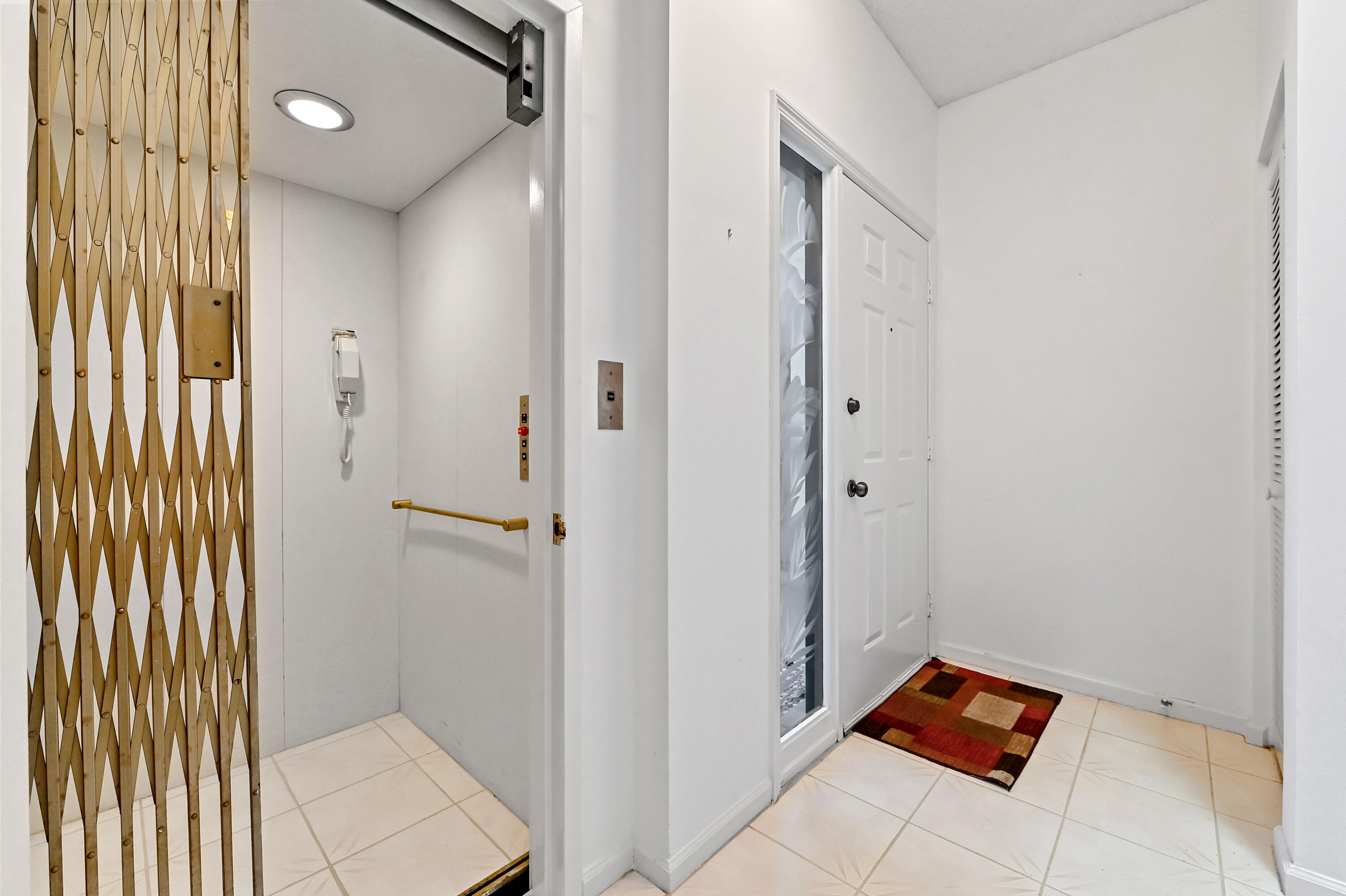 11618 Briarwood Circle 4 Property Photo 4