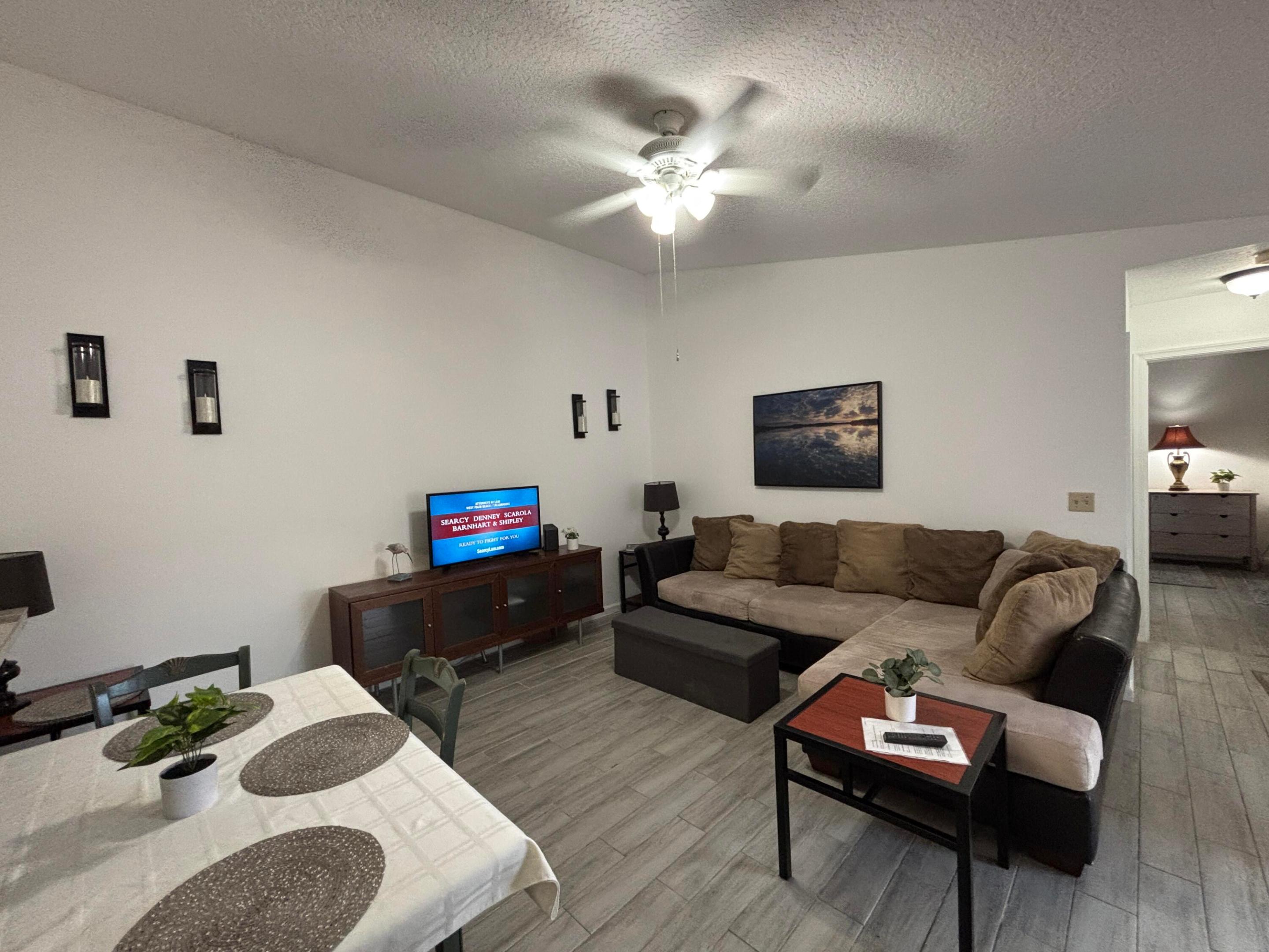 1289 Periwinkle Place Property Photo 7