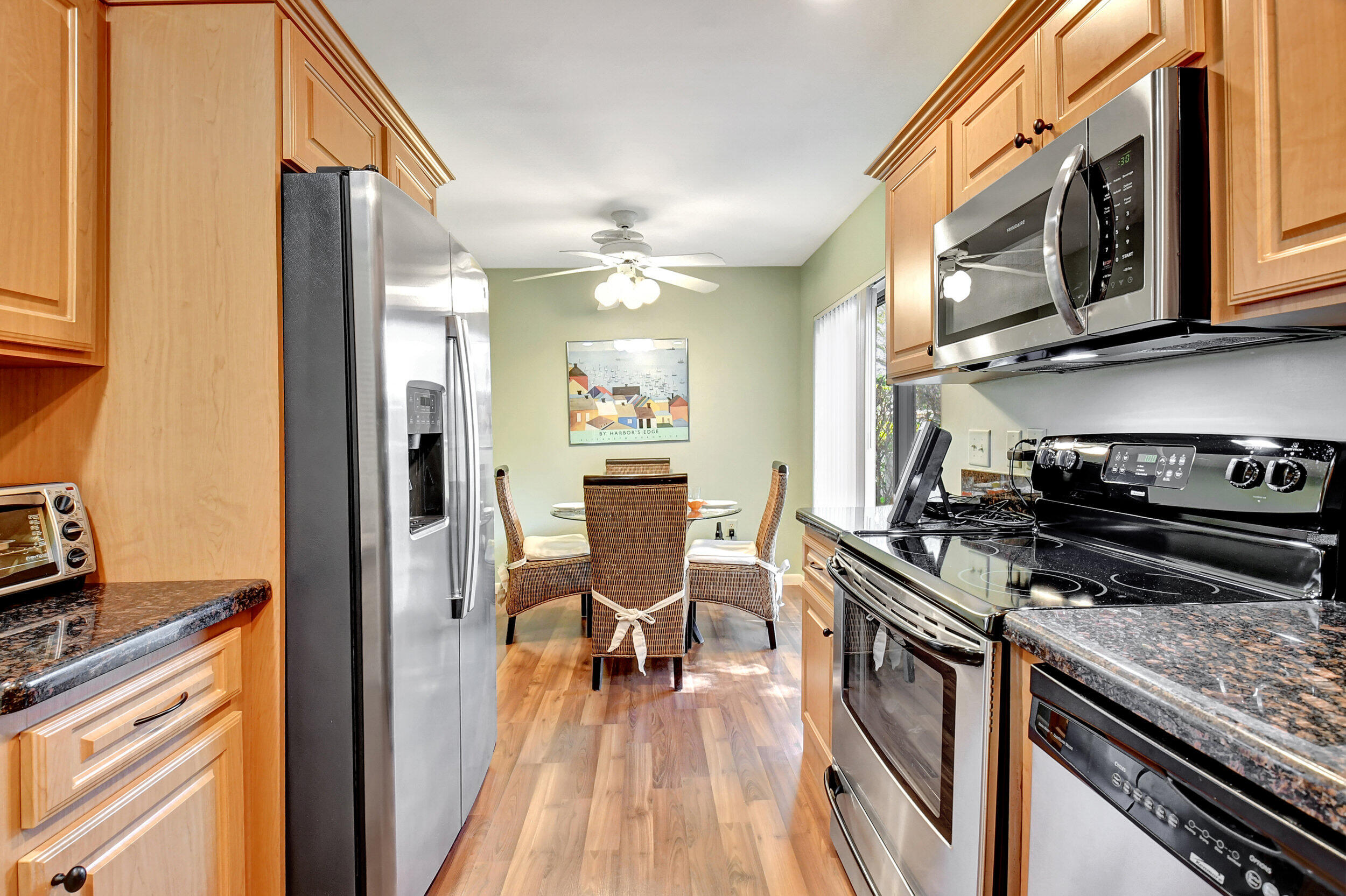 15 Stratford Drive A Property Photo 5