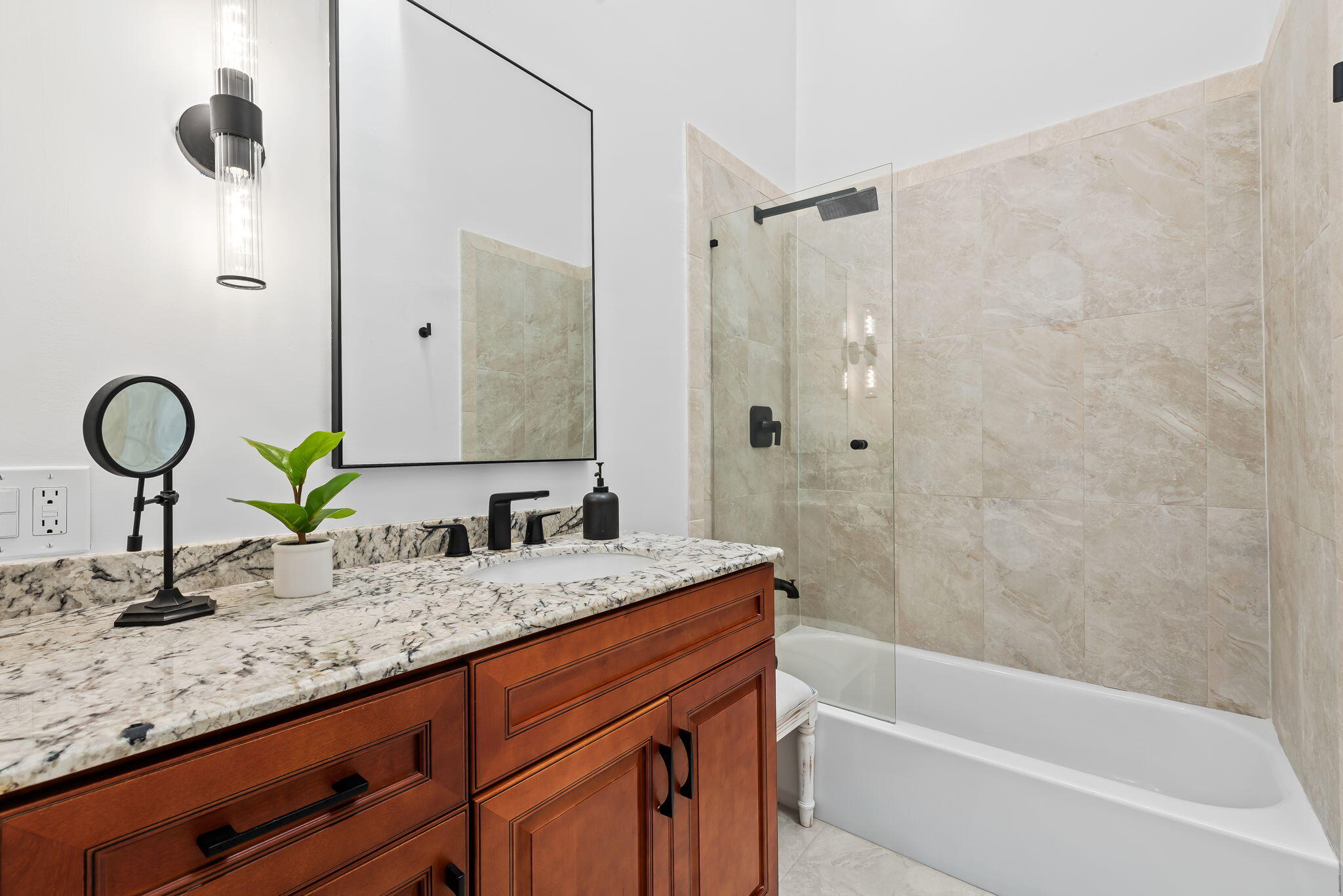 2930 Florida Boulevard Property Photo 14
