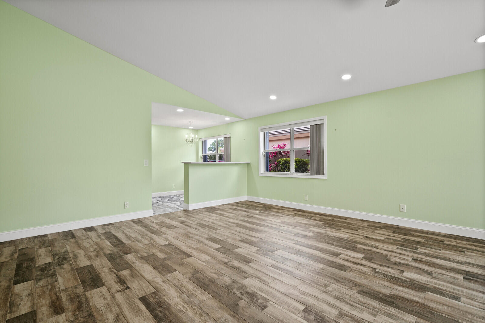 6291 Breckenridge Circle Property Photo 10