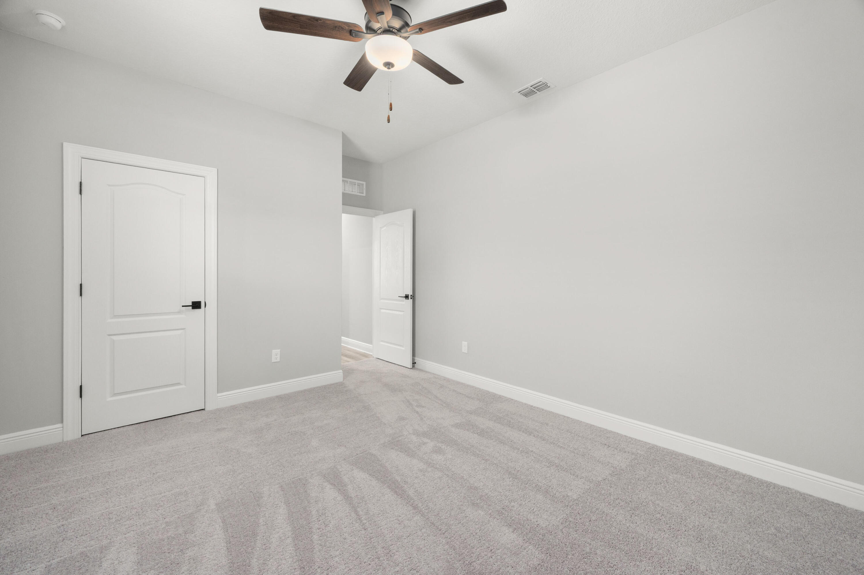 9335 101st Avenue Property Photo 13