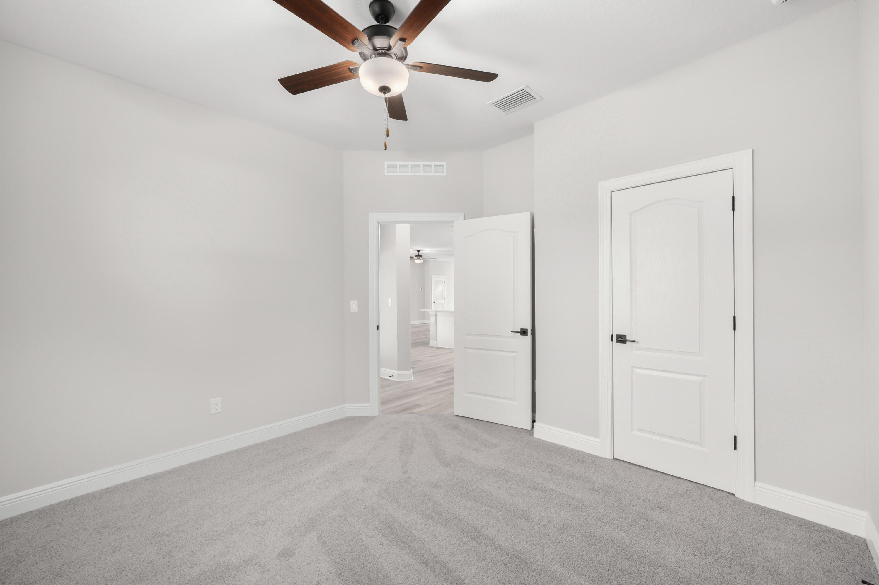 9345 101st Avenue Property Photo 13
