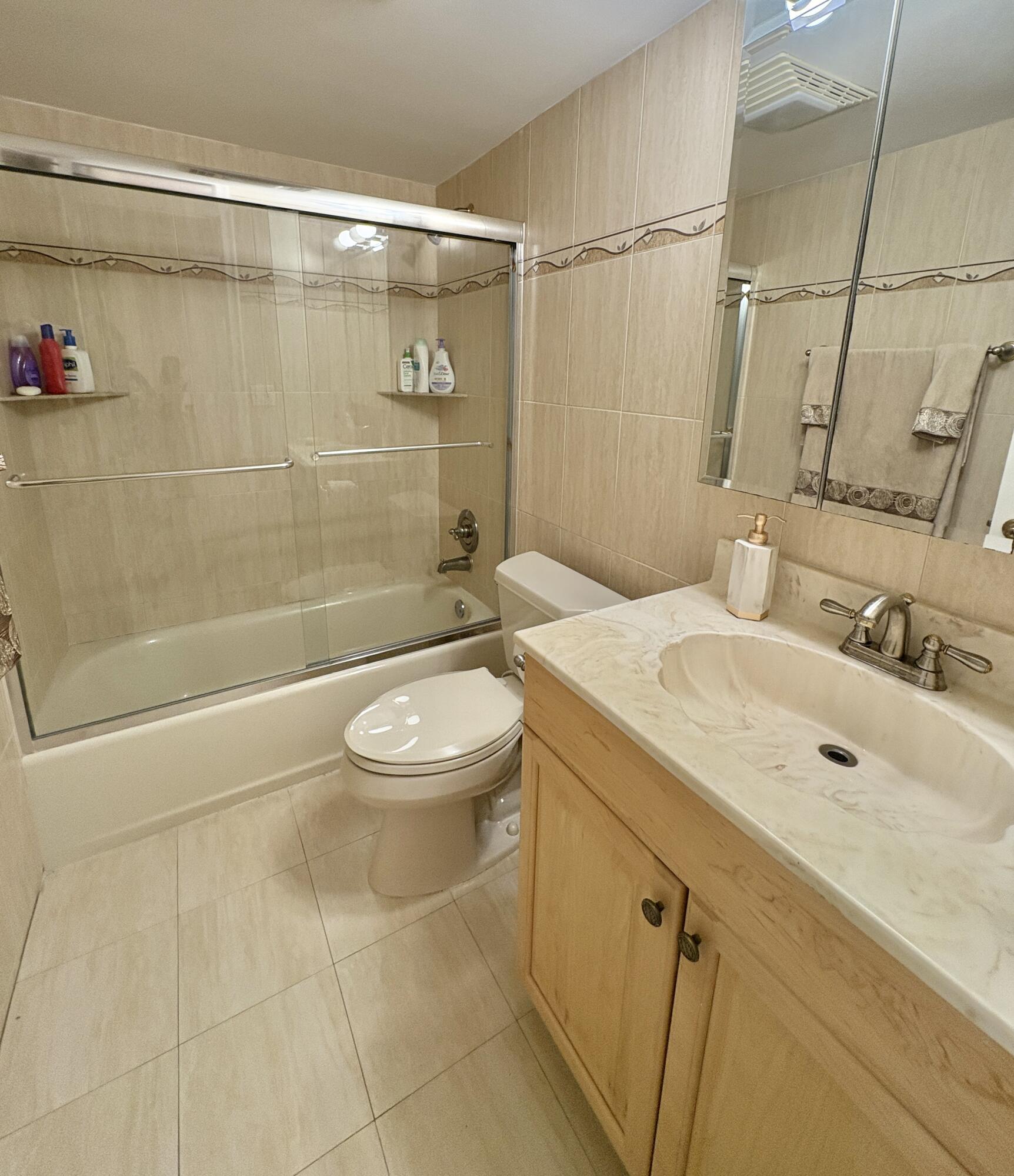 30 Plymouth C Property Photo 4