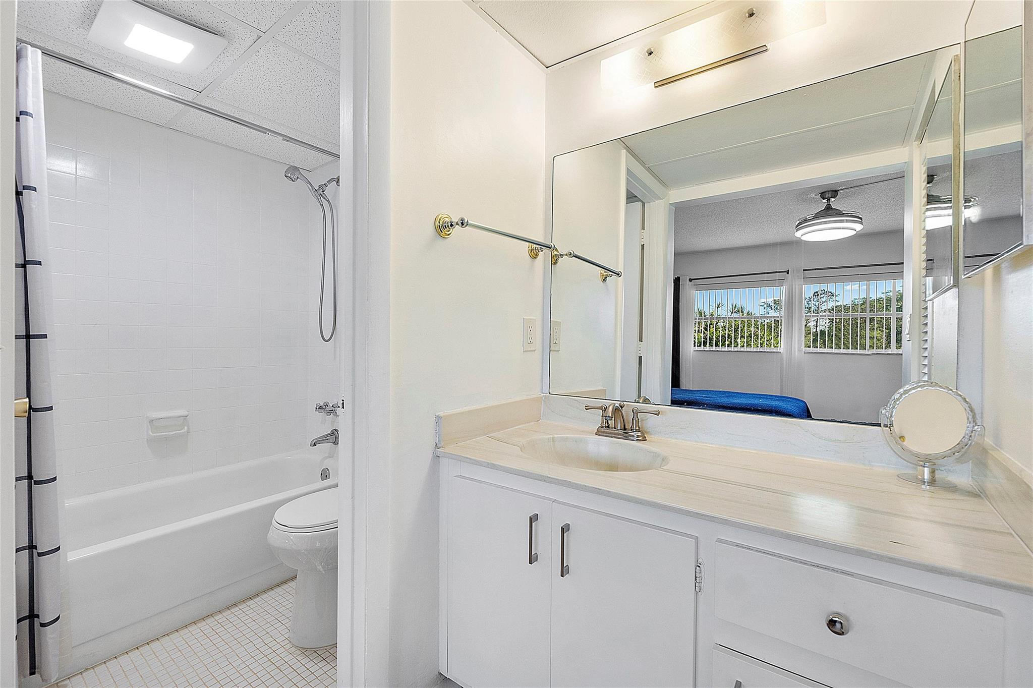 7847 Golf Circle Drive 211 Property Photo 12