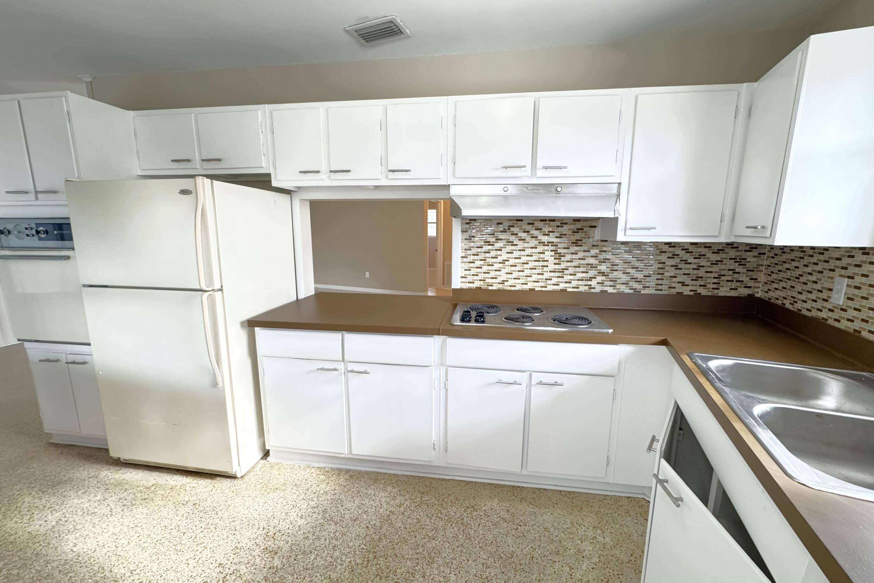 809 Gilbert Street Property Photo 13