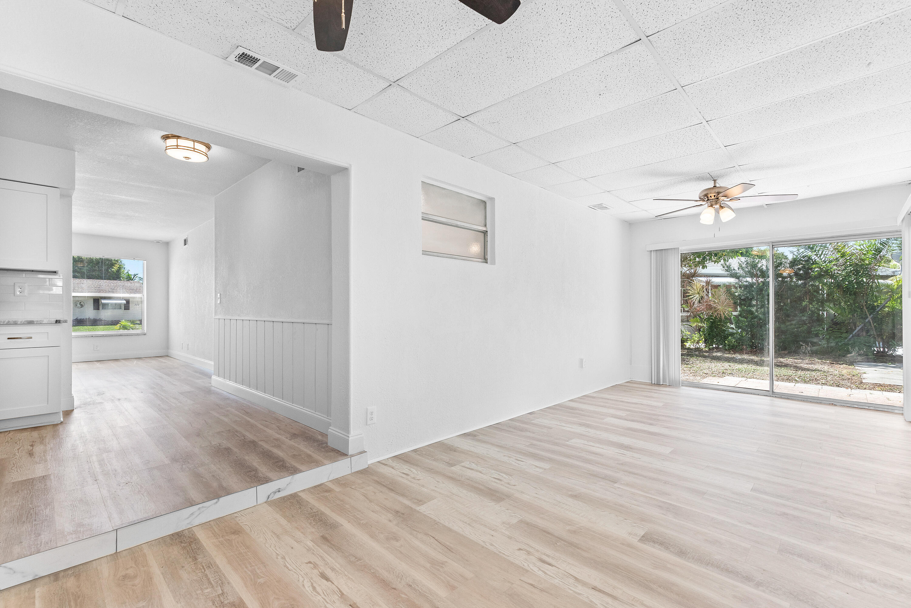 308 Stillwater Drive Property Photo 11