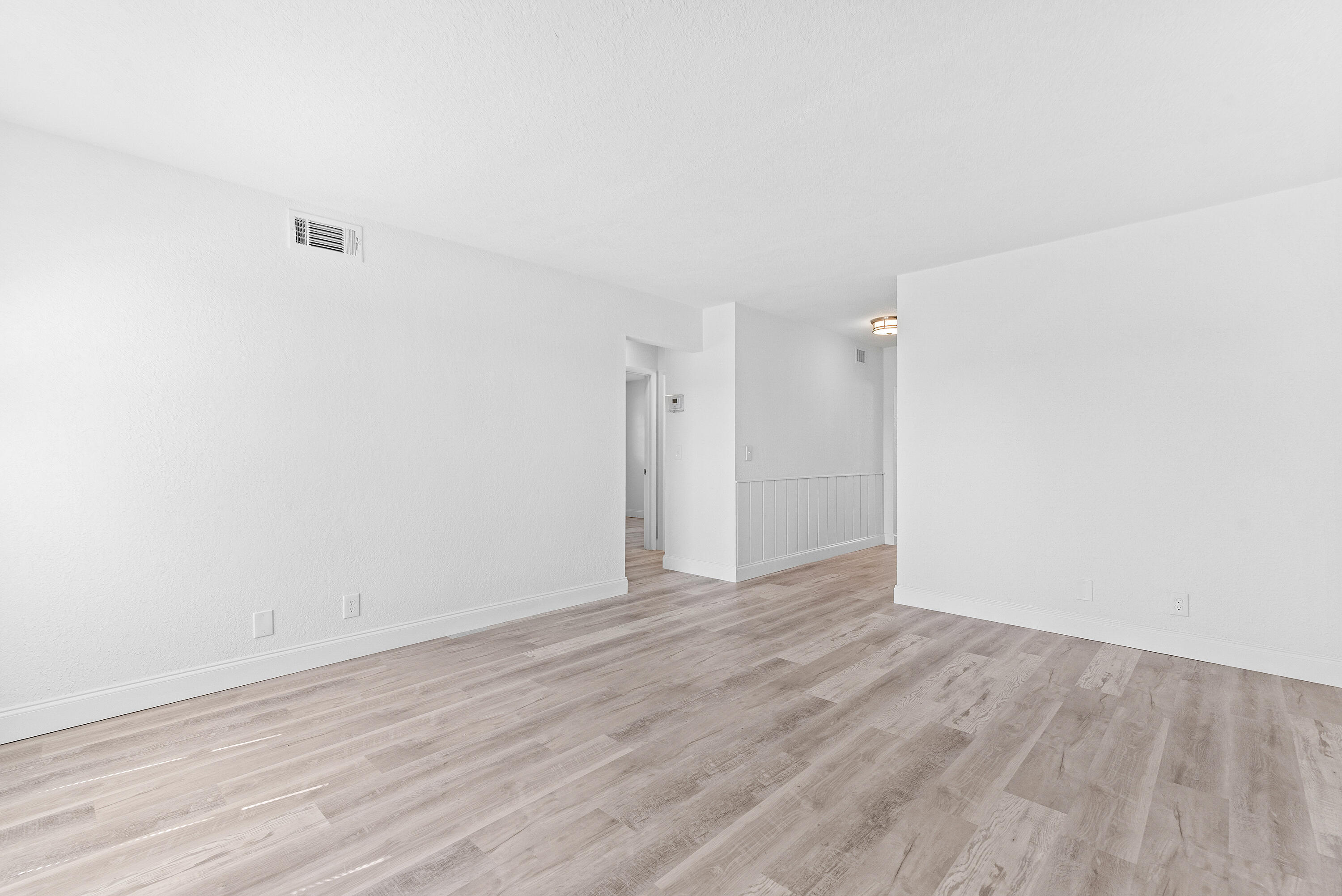 308 Stillwater Drive Property Photo 19