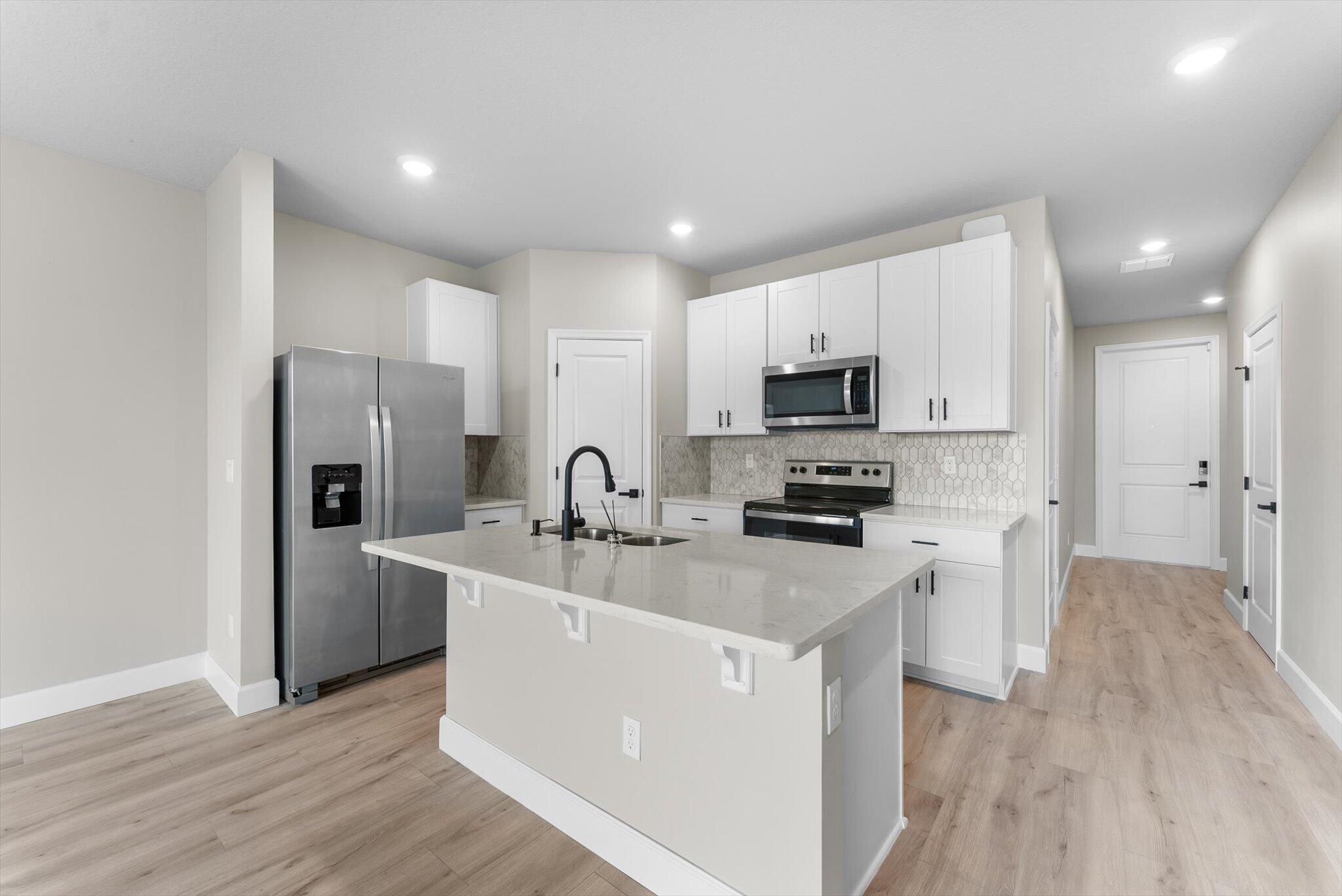 5661 Mentmore Drive Property Photo 1