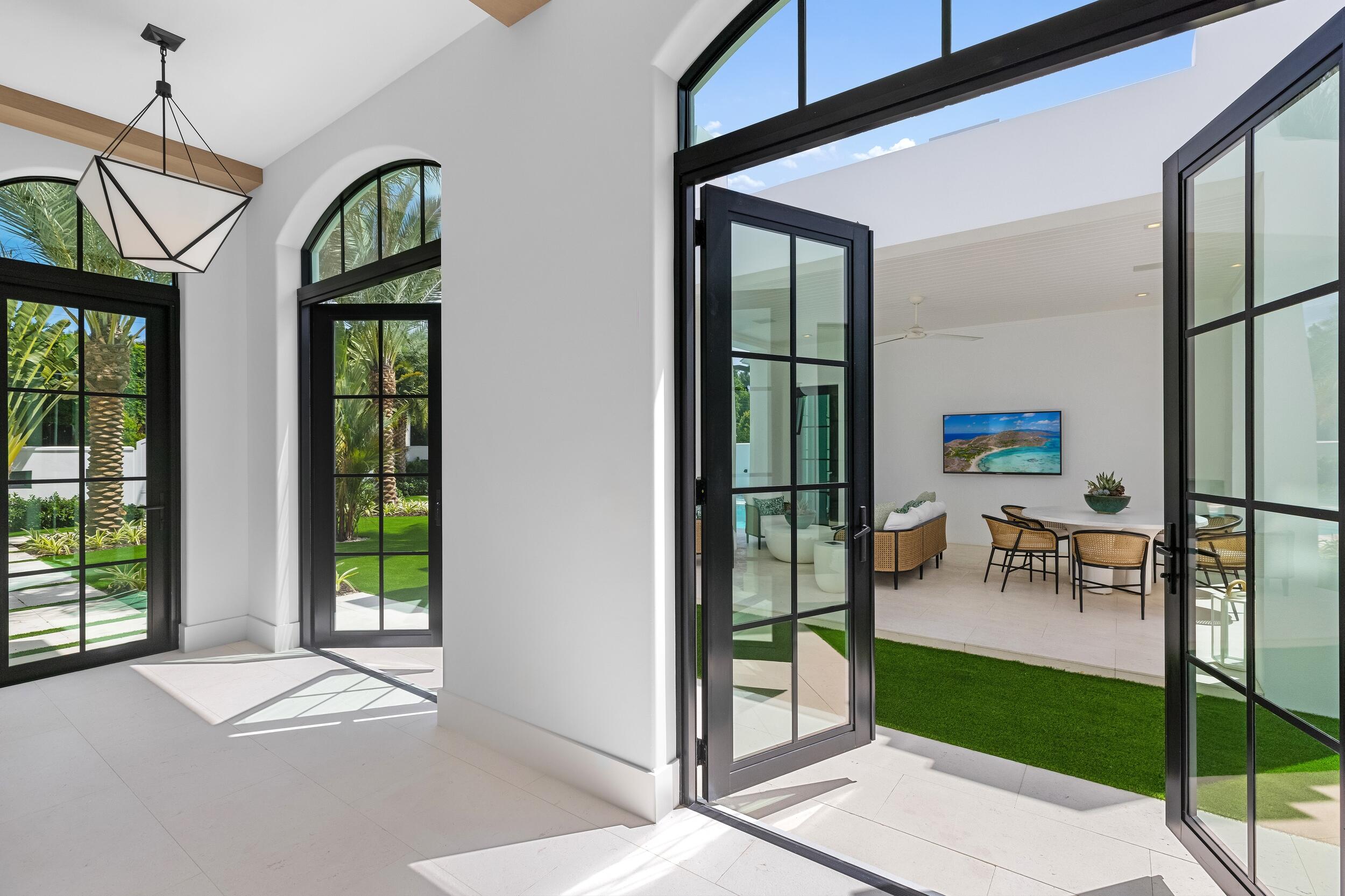 734 S Ocean Boulevard Property Photo 14