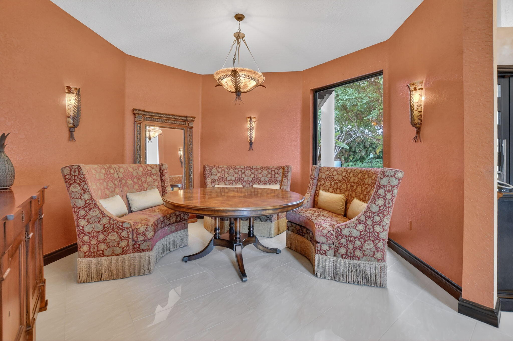 19220 Fox Landing Drive Property Photo 6