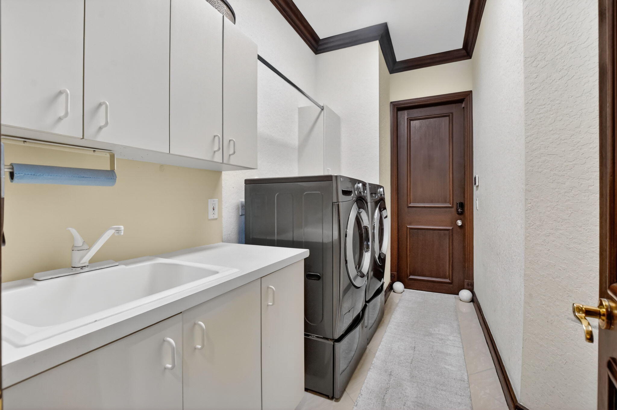 19220 Fox Landing Drive Property Photo 33