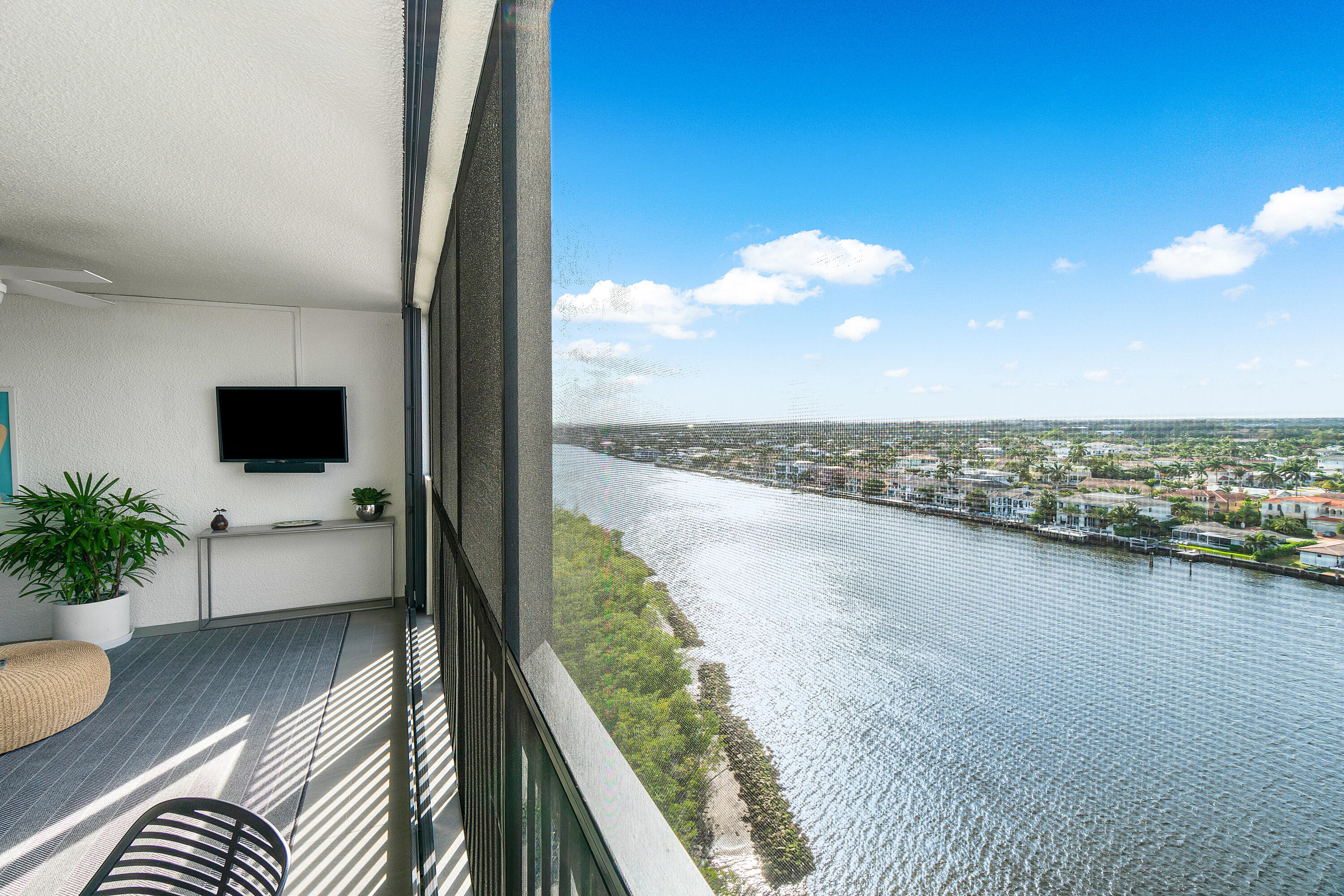 3420 S Ocean Boulevard 14x Property Photo 25