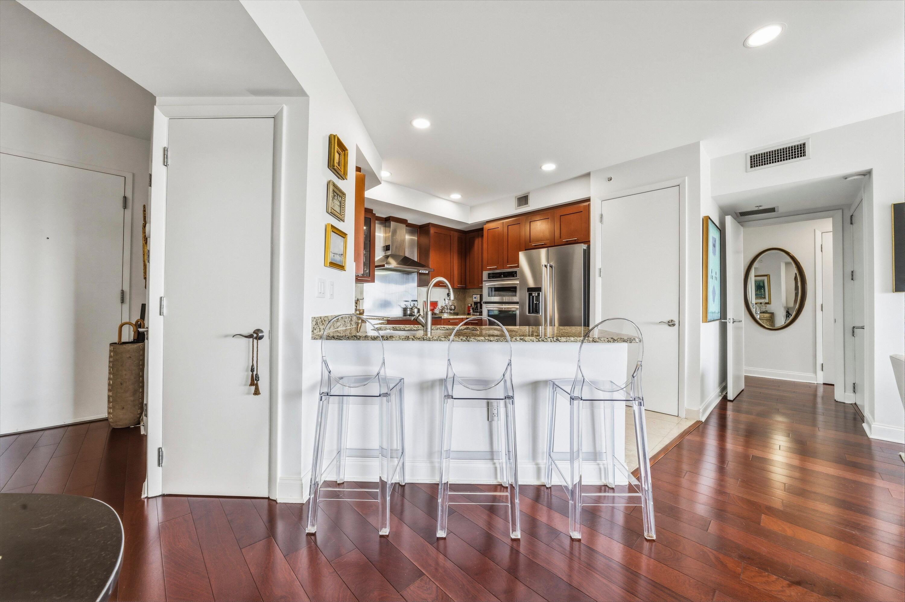 2509 N Ocean Boulevard 676 Property Photo 7