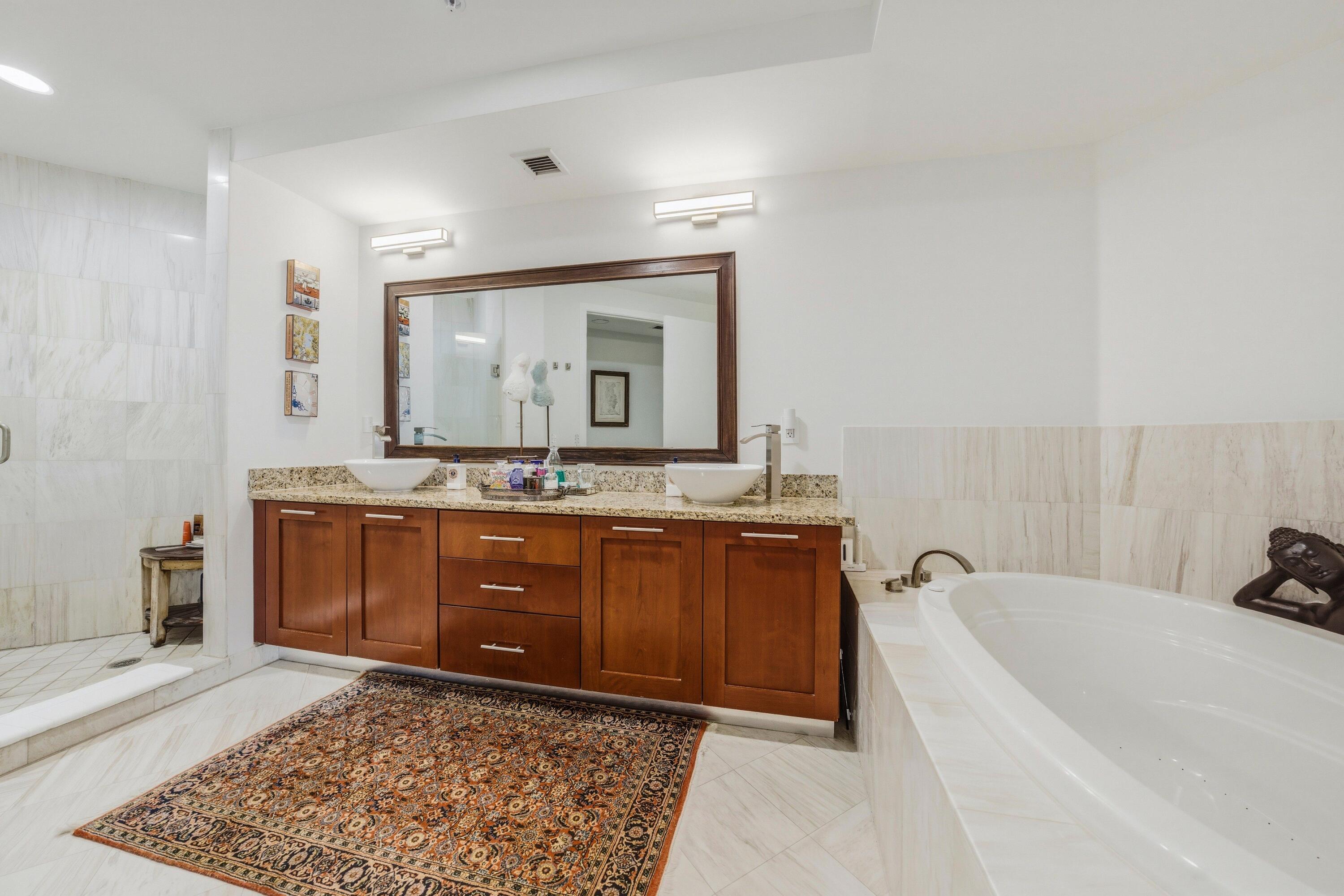 2509 N Ocean Boulevard 676 Property Photo 26