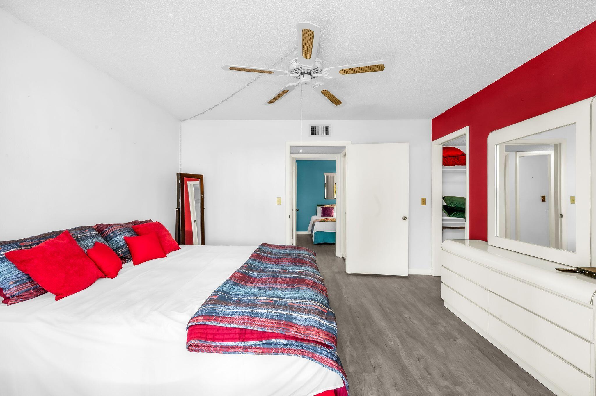 5220 Las Verdes Circle 108 Property Photo 17