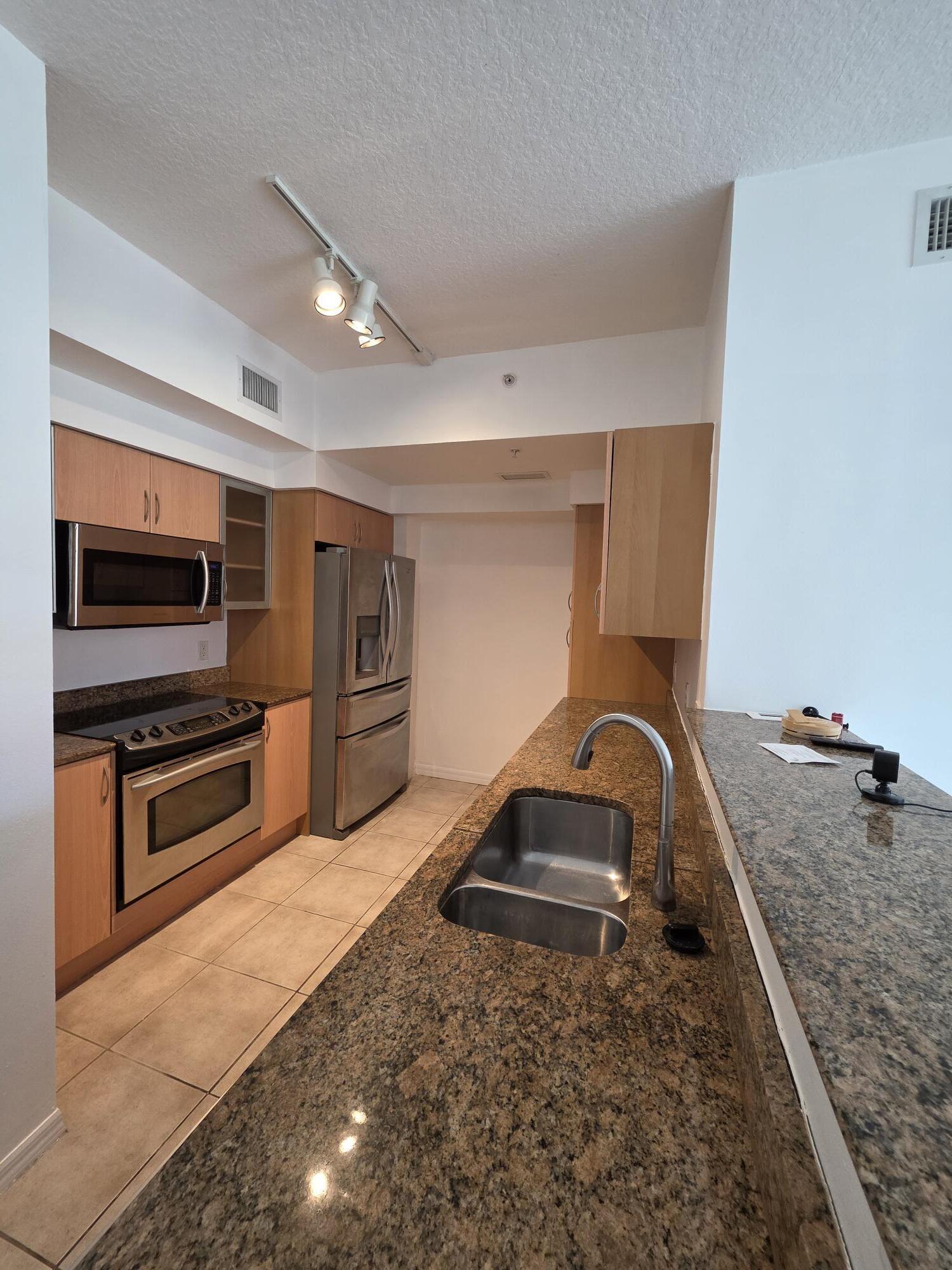 804 E Windward Way 508 Property Photo 18