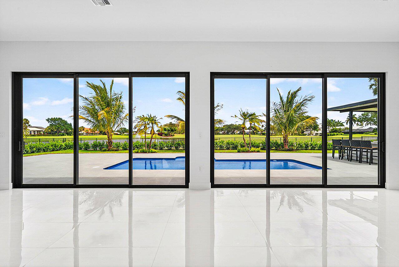4887 Bocaire Boulevard Property Photo 11