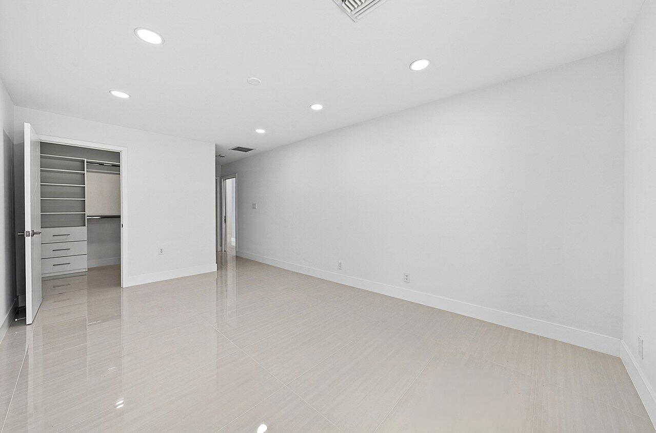 4887 Bocaire Boulevard Property Photo 48
