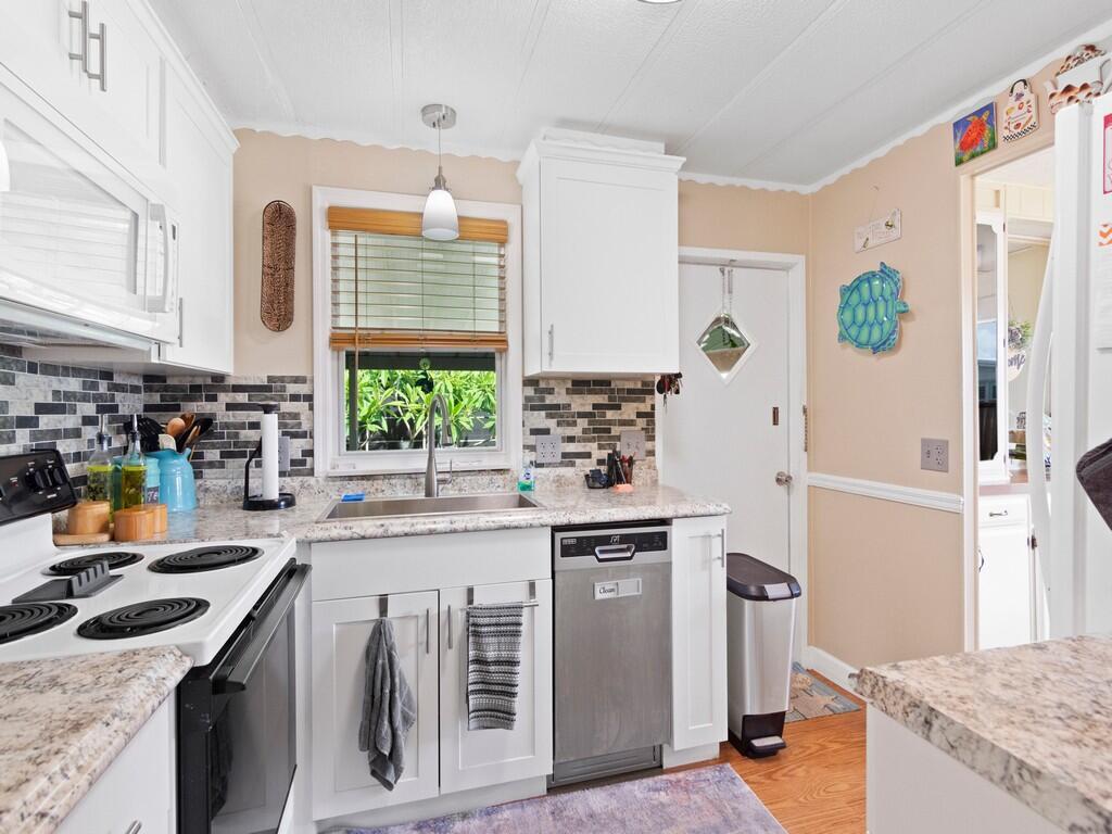 463 Onyx Way Property Photo 10