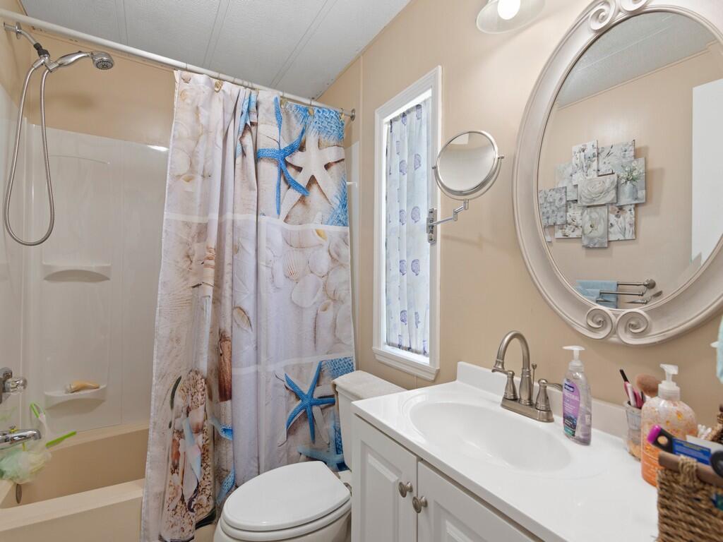 463 Onyx Way Property Photo 28