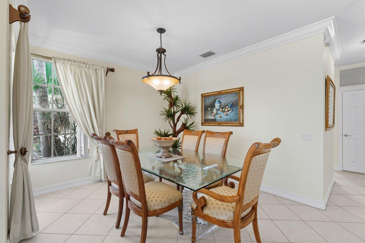 8492 Breezy Oak Way Property Photo 5