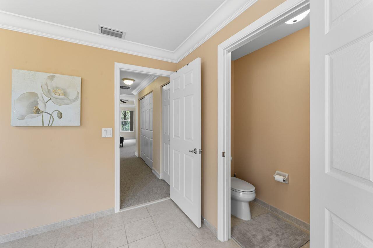 8492 Breezy Oak Way Property Photo 35