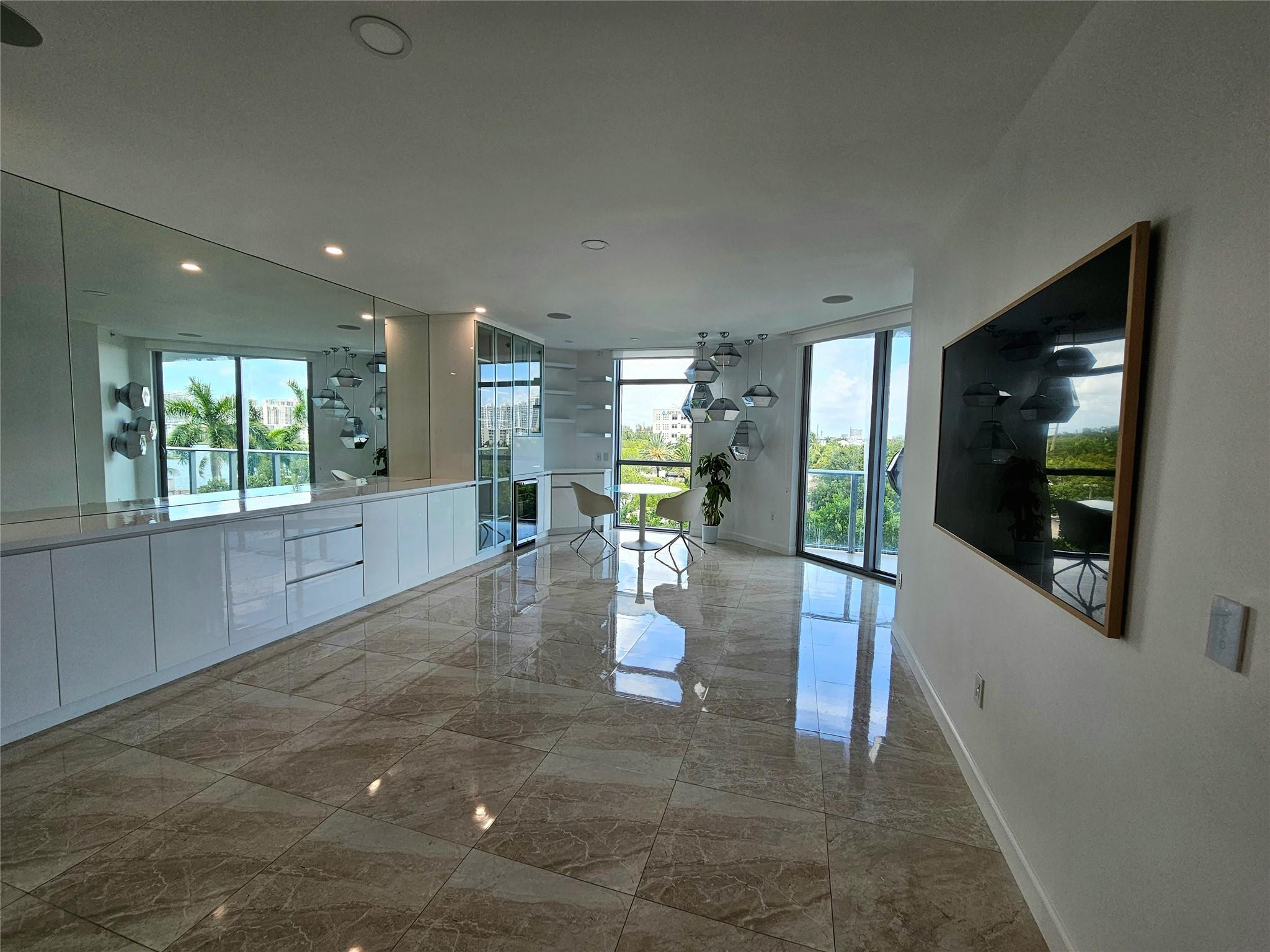 17301 Biscayne Boulevard 406 Property Photo 9