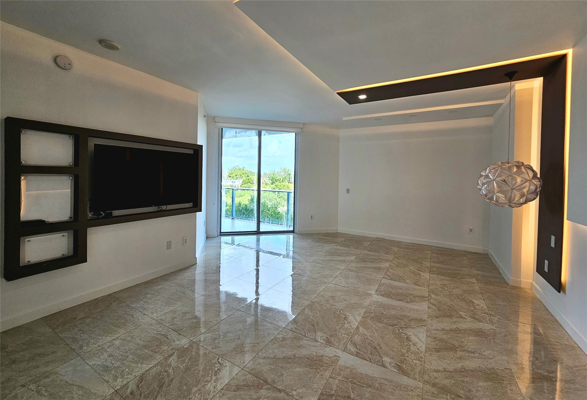 17301 Biscayne Boulevard 406 Property Photo 14