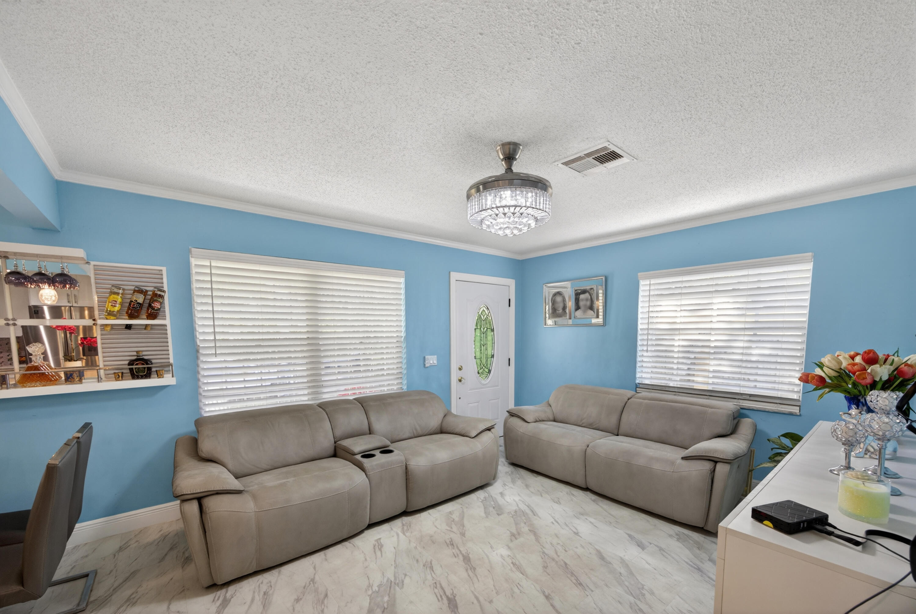 1020 Avon Road Property Photo 7