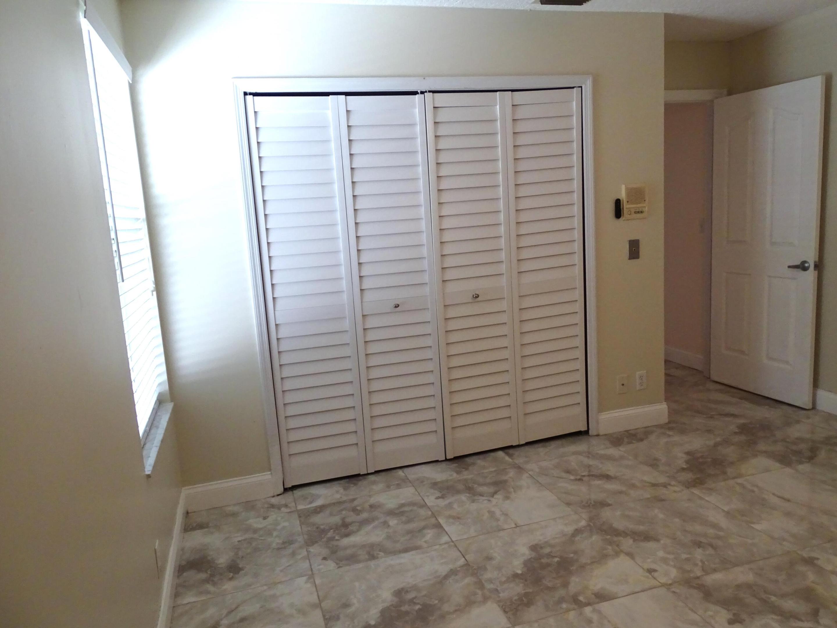 6325 Winding Lake Drive Property Photo 19