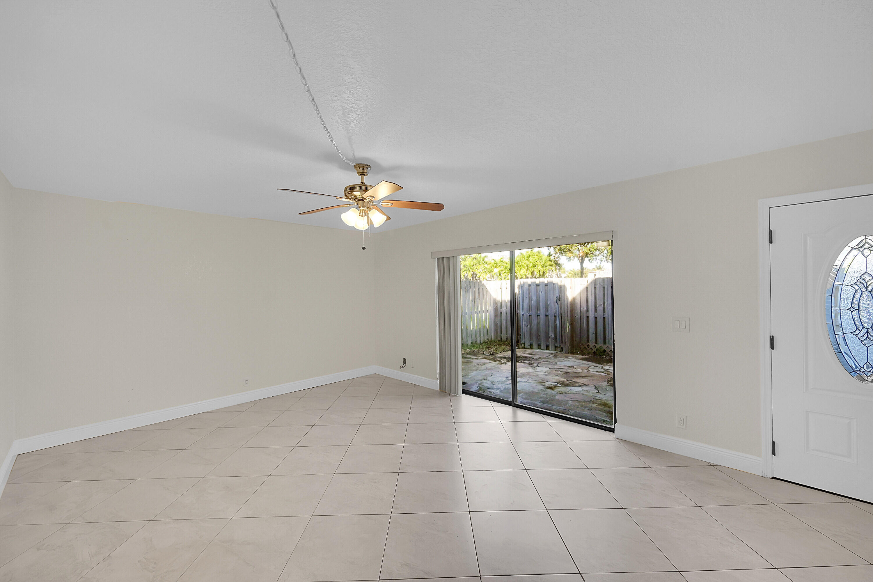 128 Lake Arbor Drive Property Photo 8