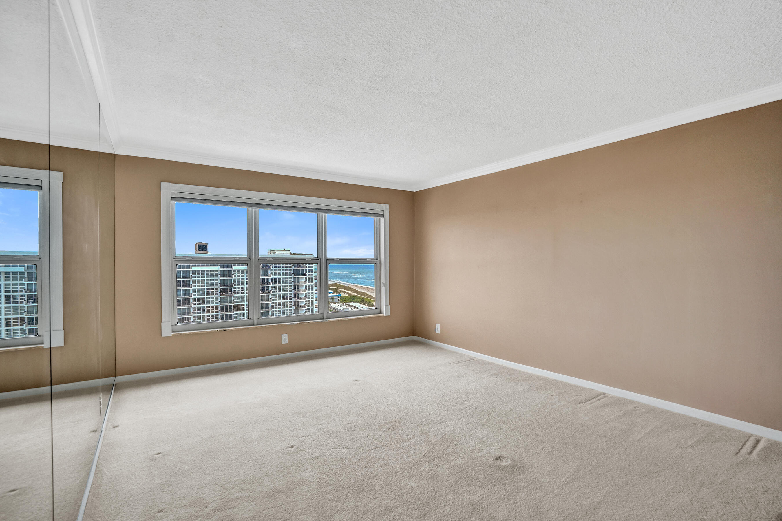 405 N Ocean Boulevard 1803 Property Photo 15