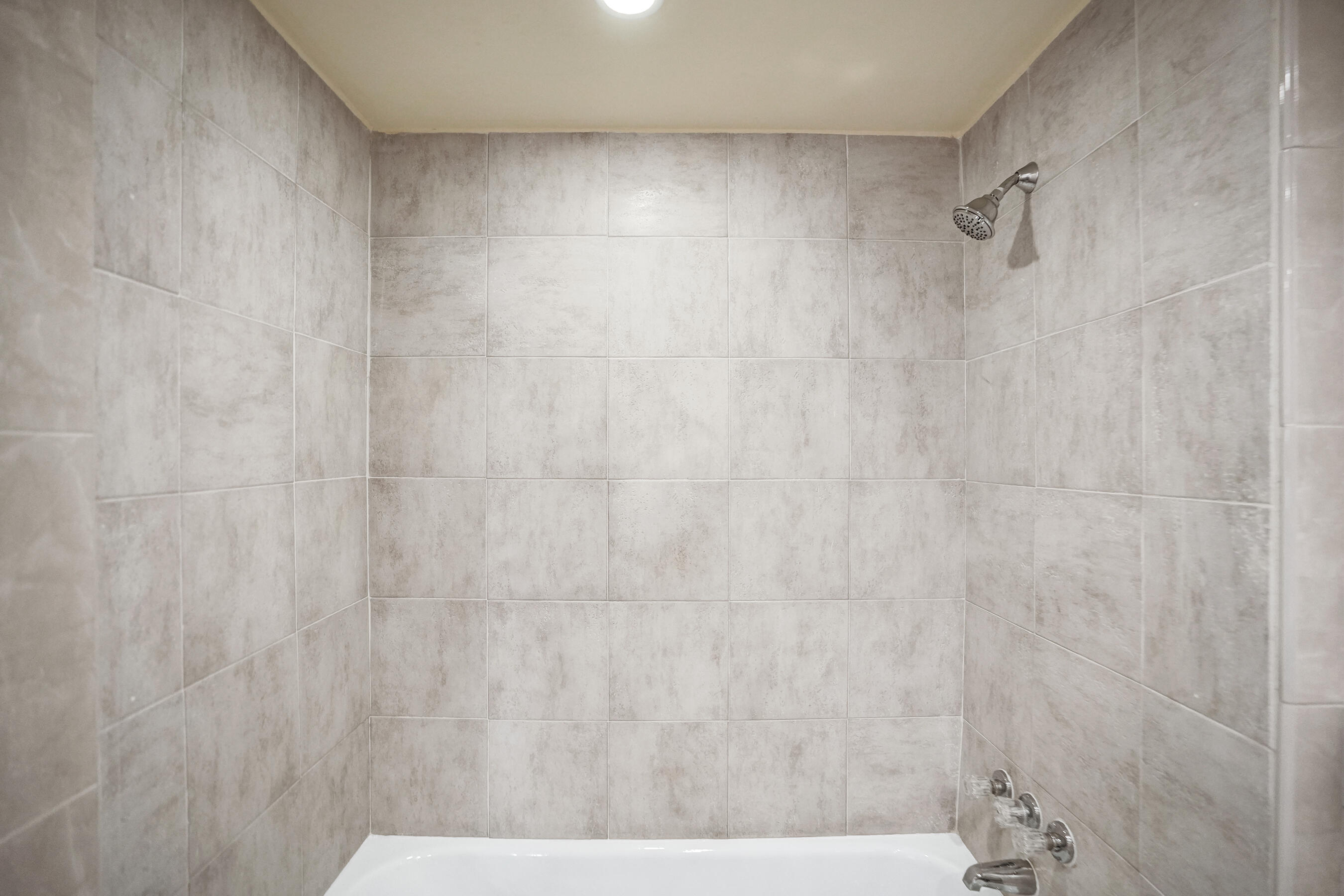405 N Ocean Boulevard 1803 Property Photo 20
