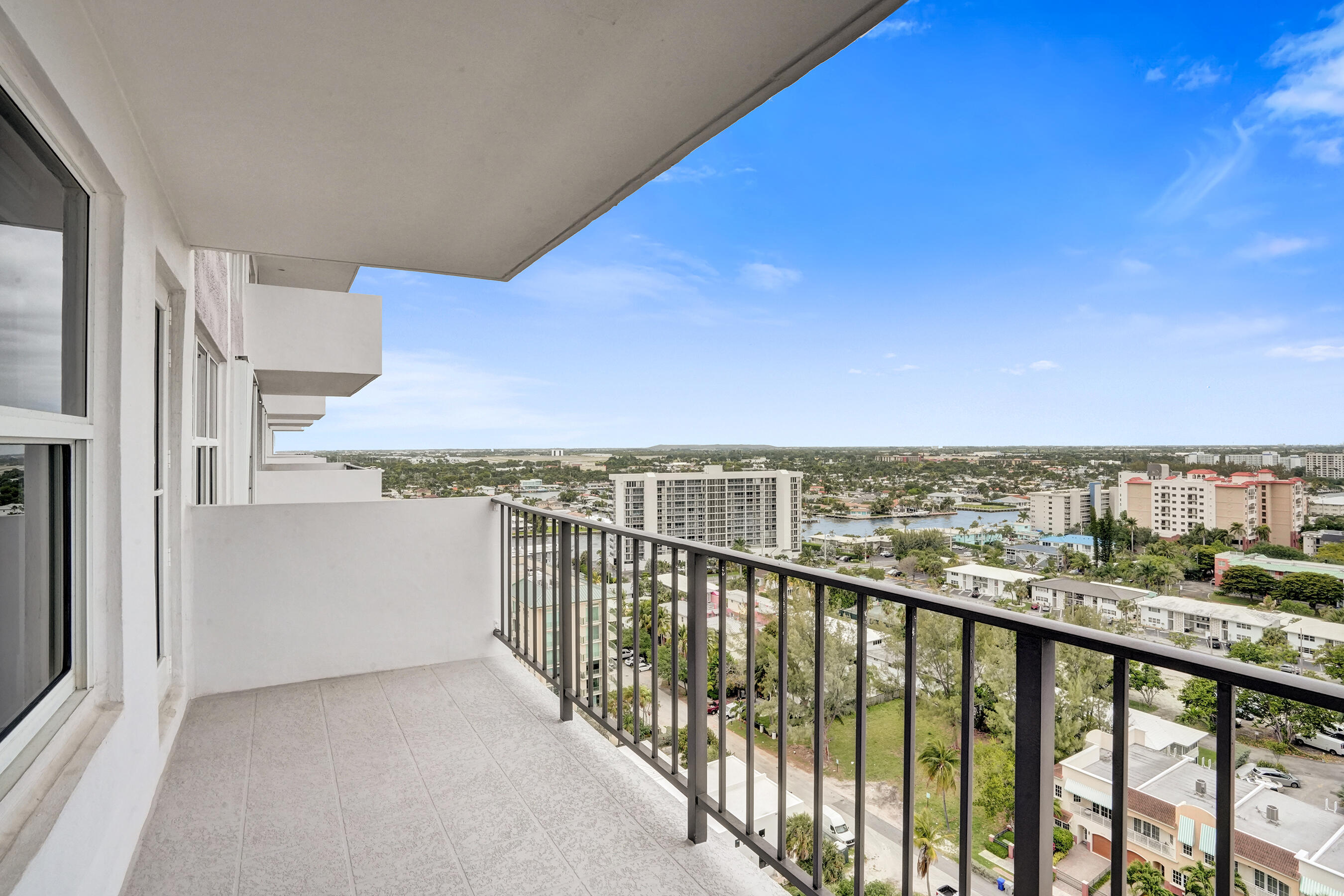 405 N Ocean Boulevard 1803 Property Photo 42