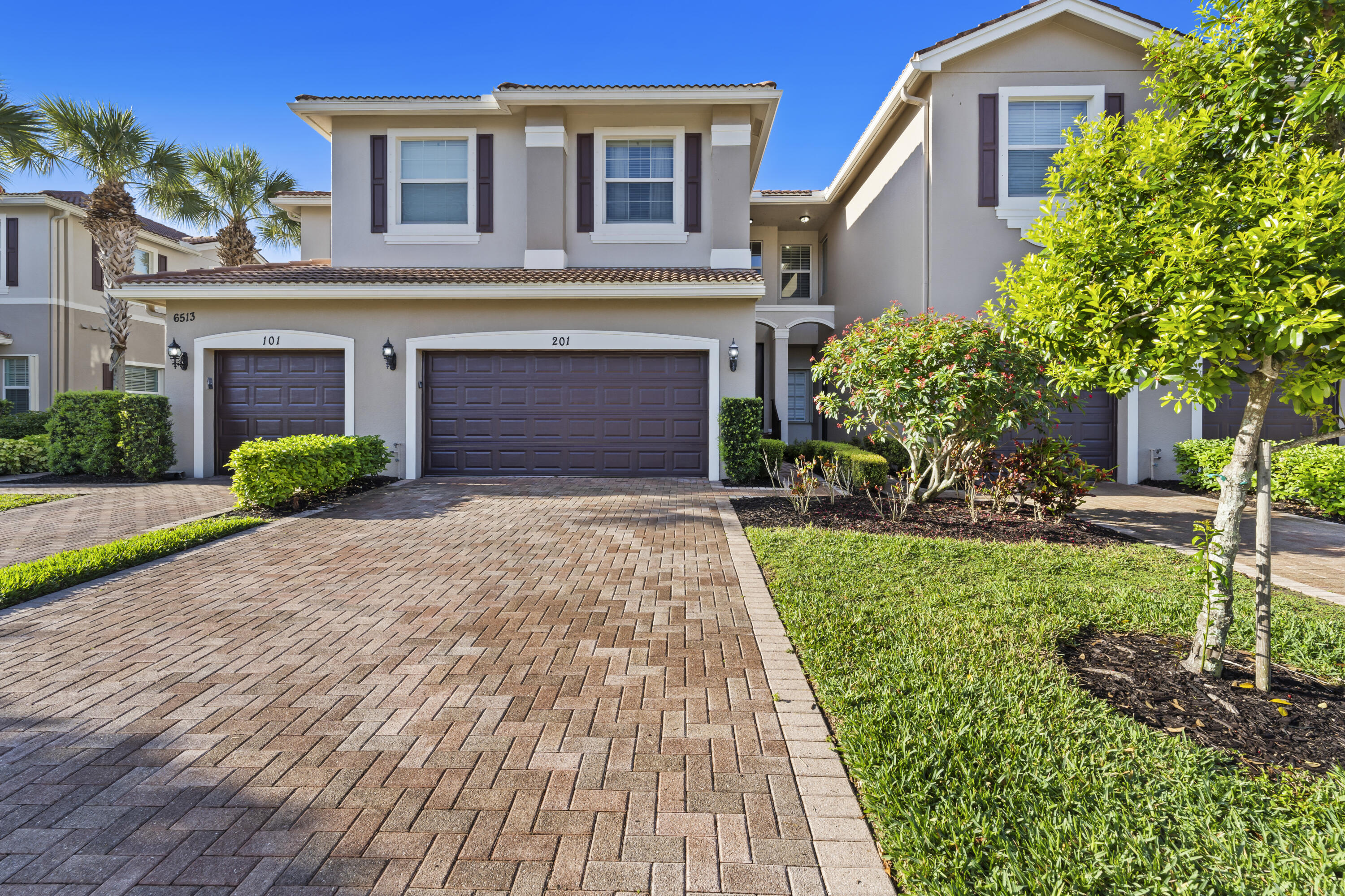 6513 Monterey Point 201