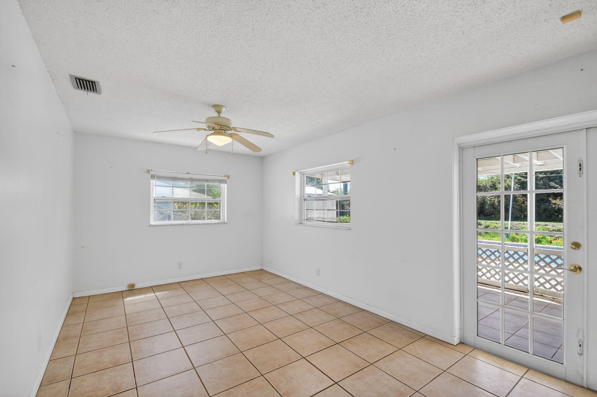 1006 Sw 28th Avenue Property Photo 19