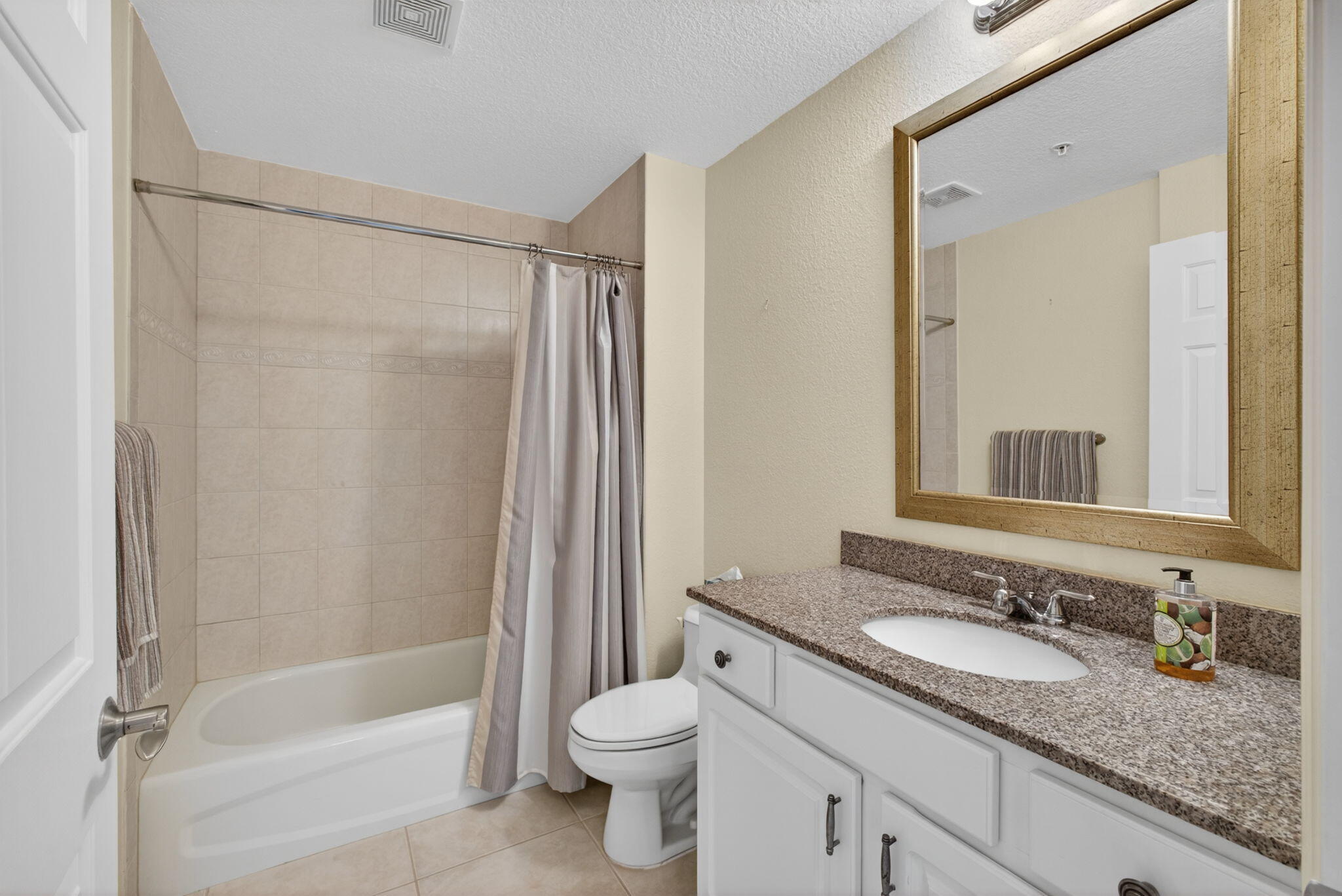 370 Golfview Road 503 Property Photo 33