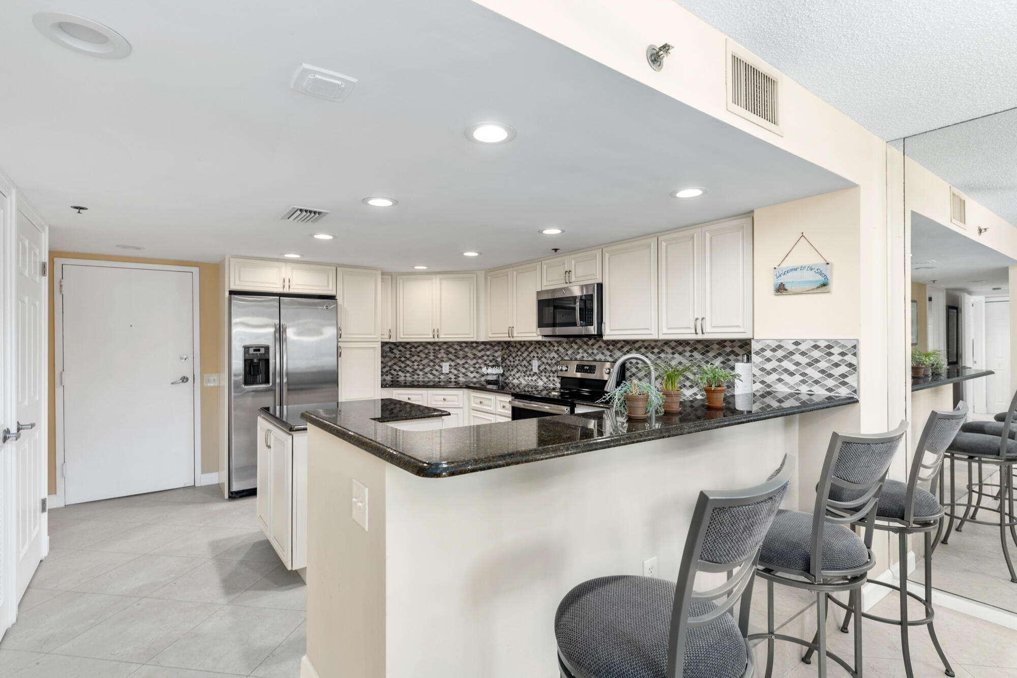 2700 N Highway A1a 902 Property Photo 11