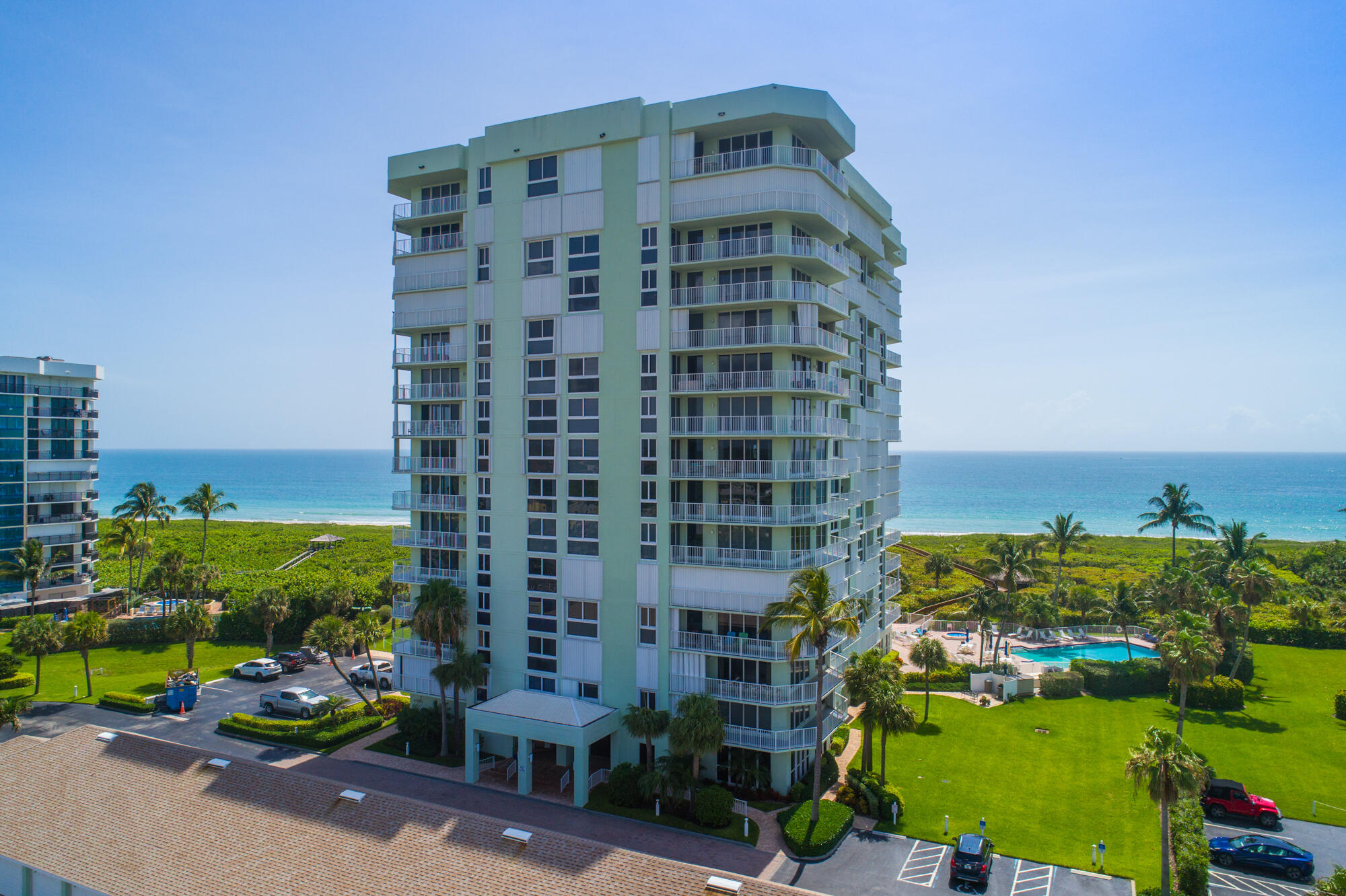 2700 N Highway A1a 902 Property Photo 20