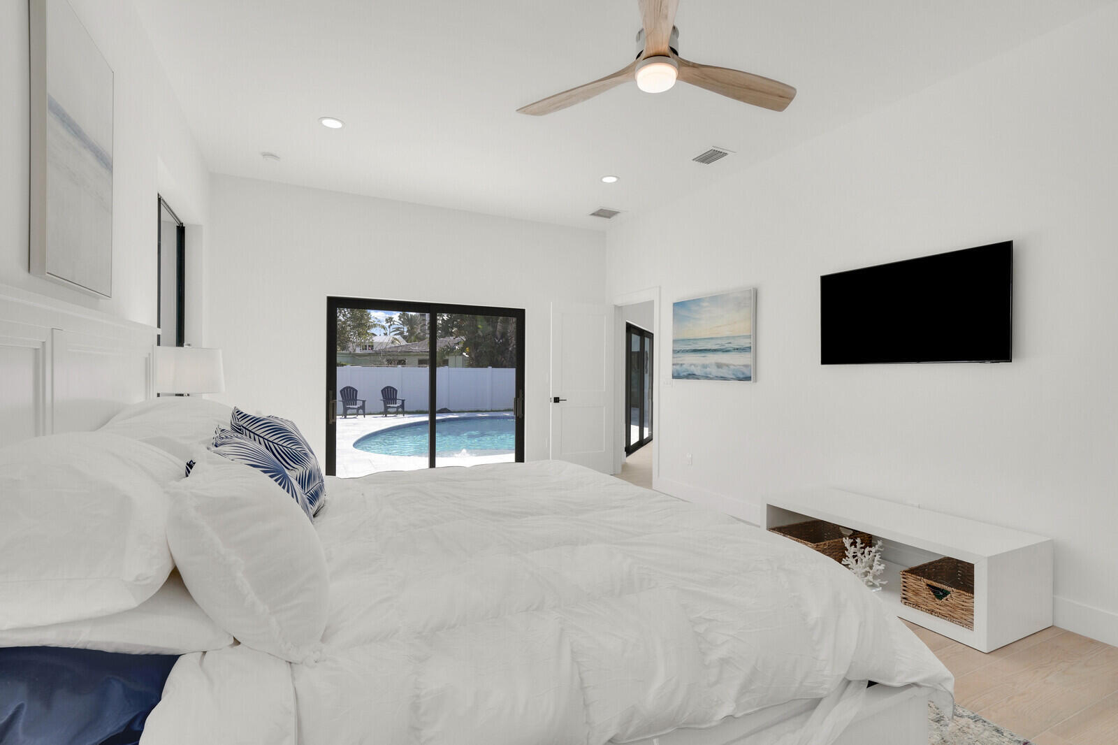 1248 N Harbor Drive Property Photo 27