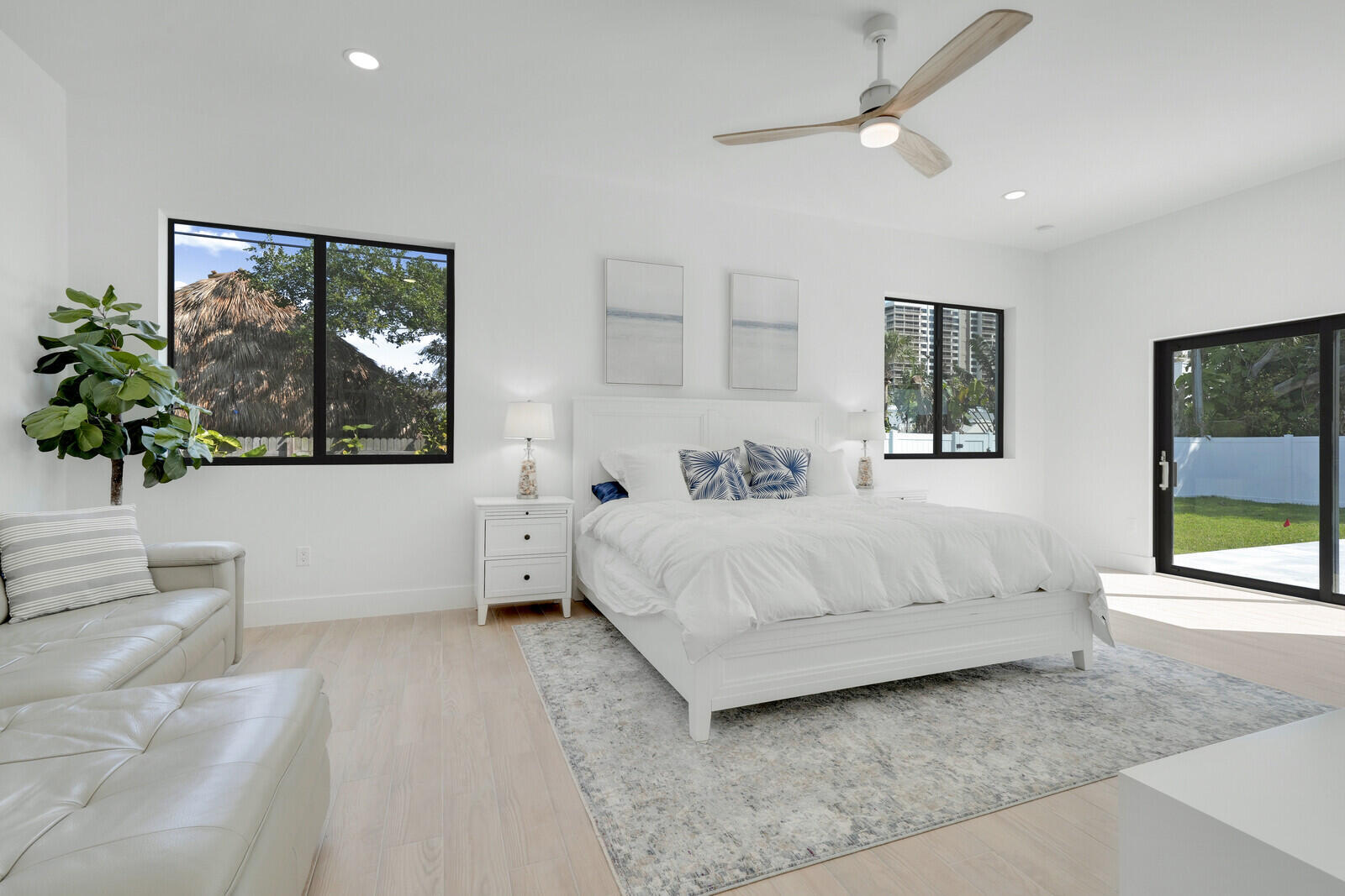 1248 N Harbor Drive Property Photo 35