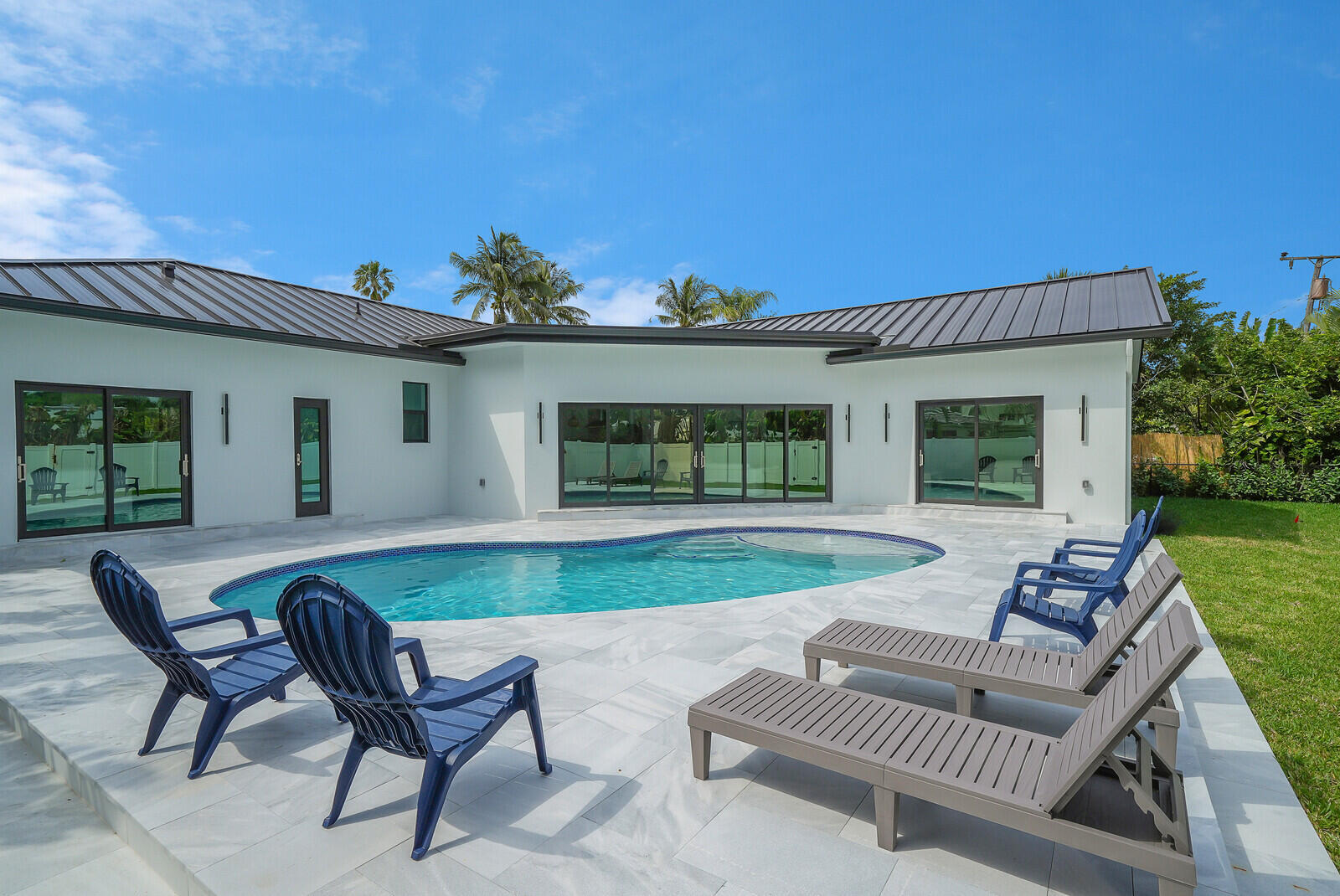 1248 N Harbor Drive Property Photo 45