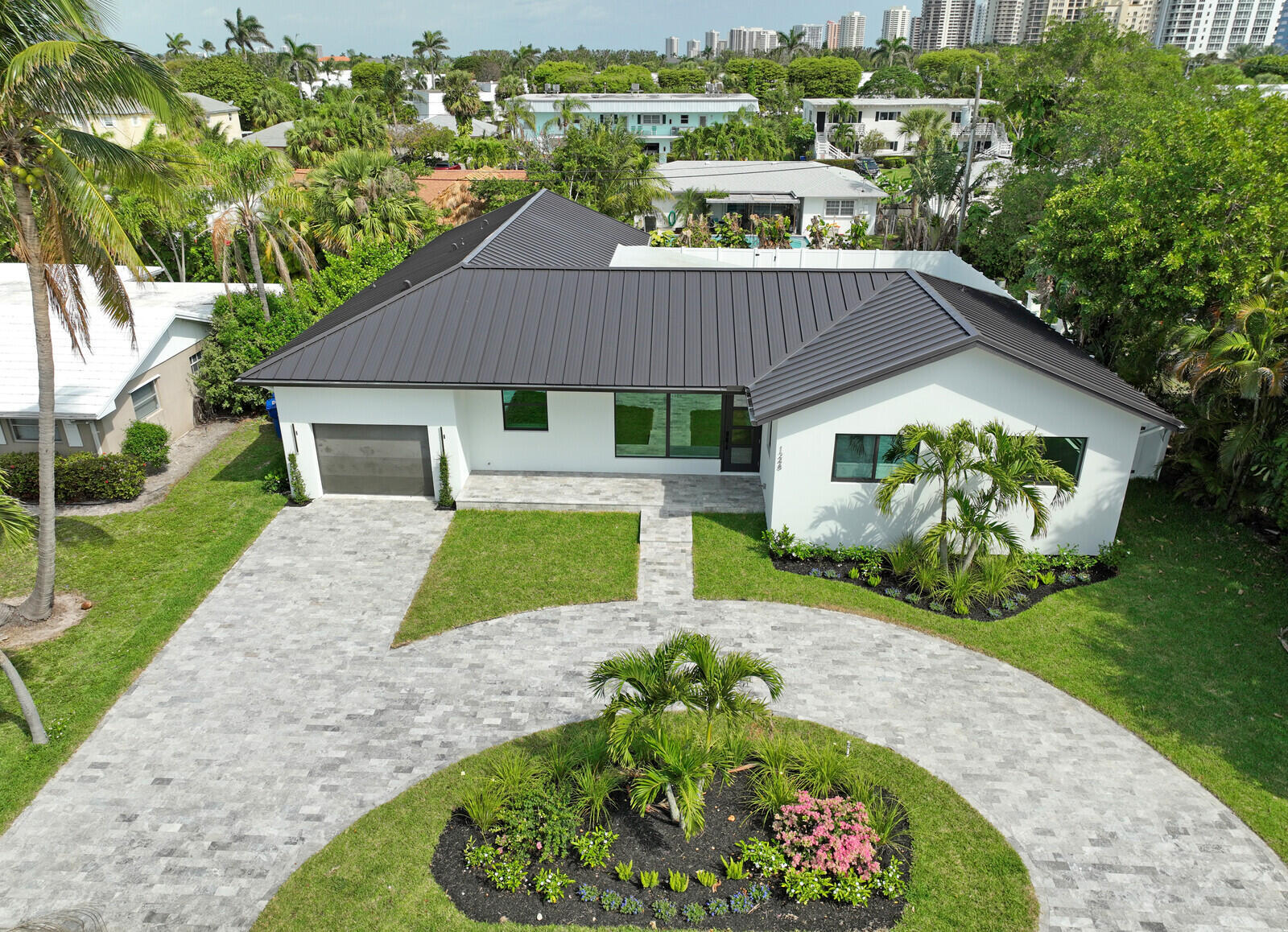1248 N Harbor Drive Property Photo 52