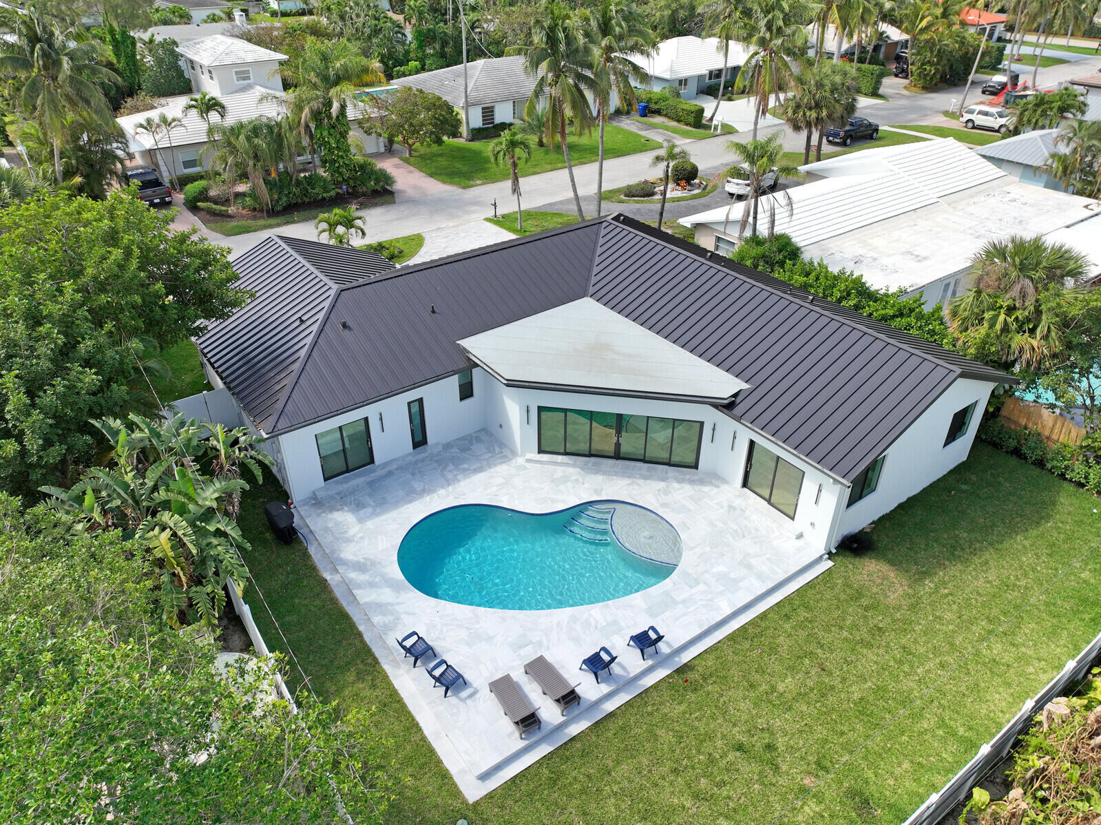 1248 N Harbor Drive Property Photo 55